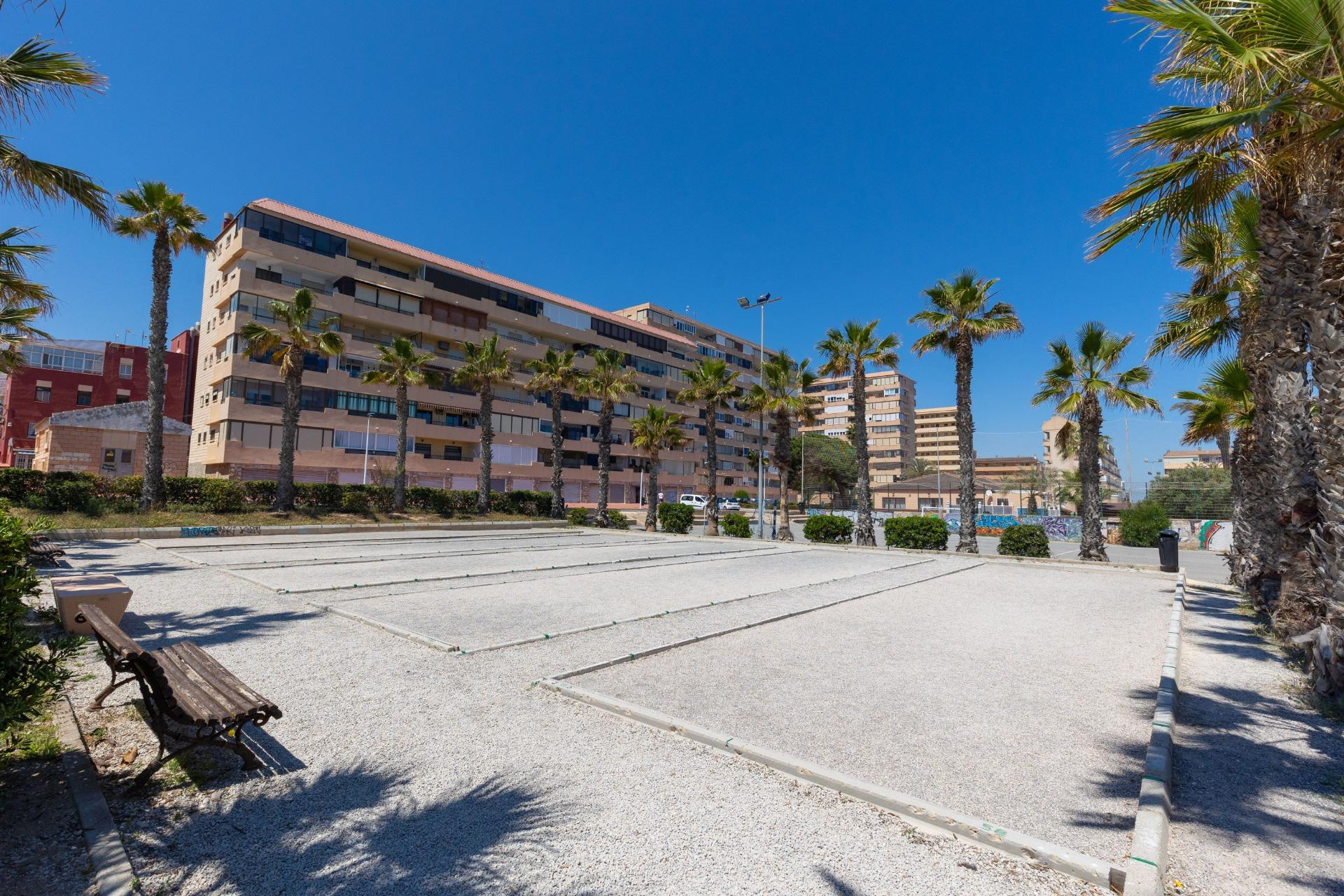 Resale - Apartment - Torrevieja - Cabo cervera
