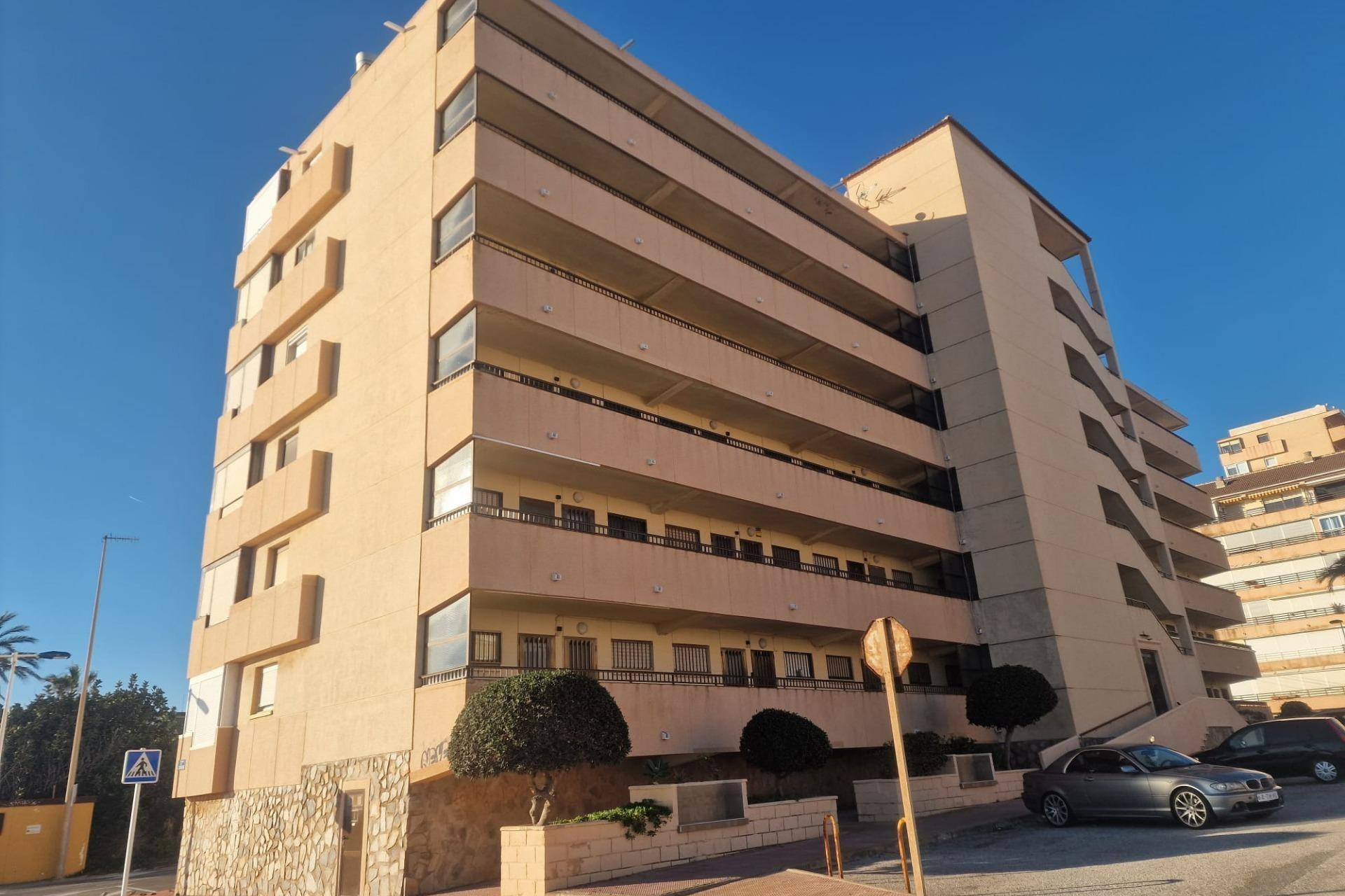 Resale - Apartment - Torrevieja - Cabo cervera
