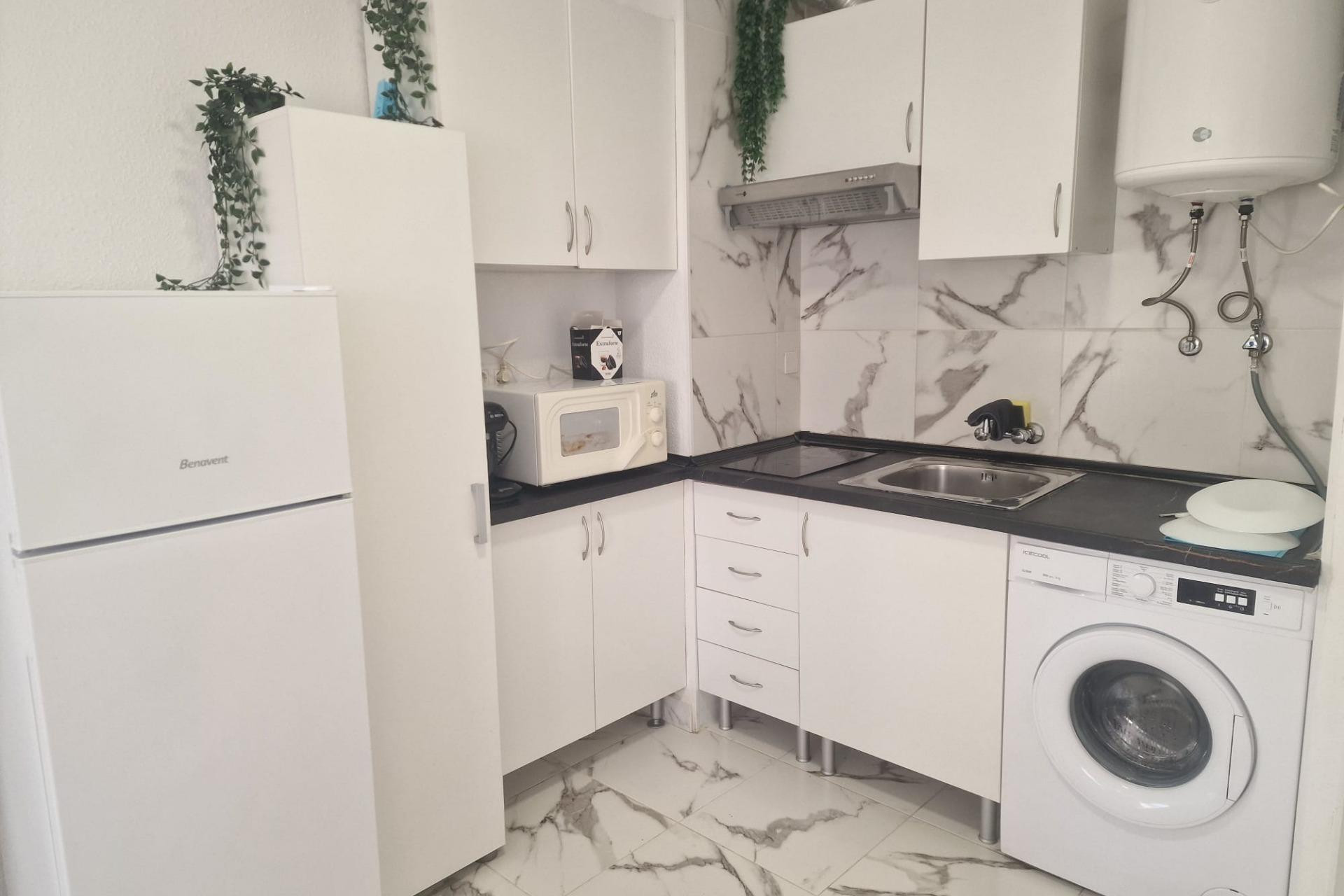 Resale - Apartment - Torrevieja - Cabo cervera