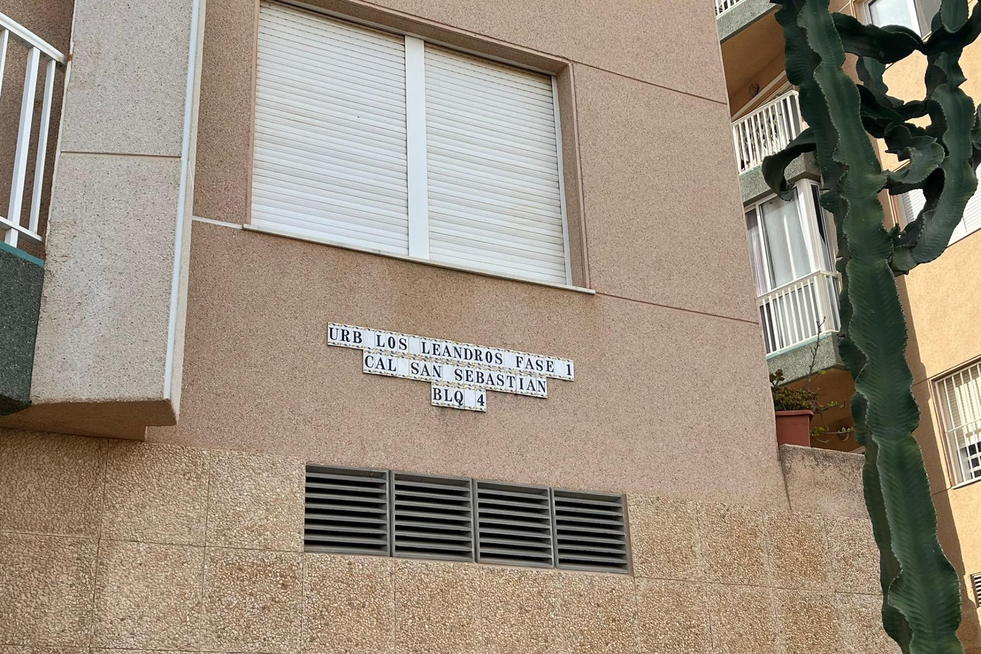 Resale - Apartment - Torrevieja - Cabo cervera