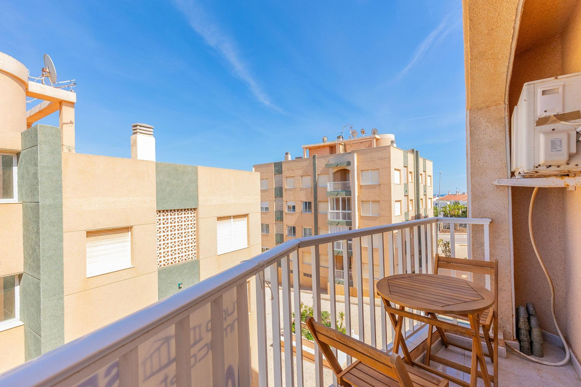 Resale - Apartment - Torrevieja - Cabo cervera