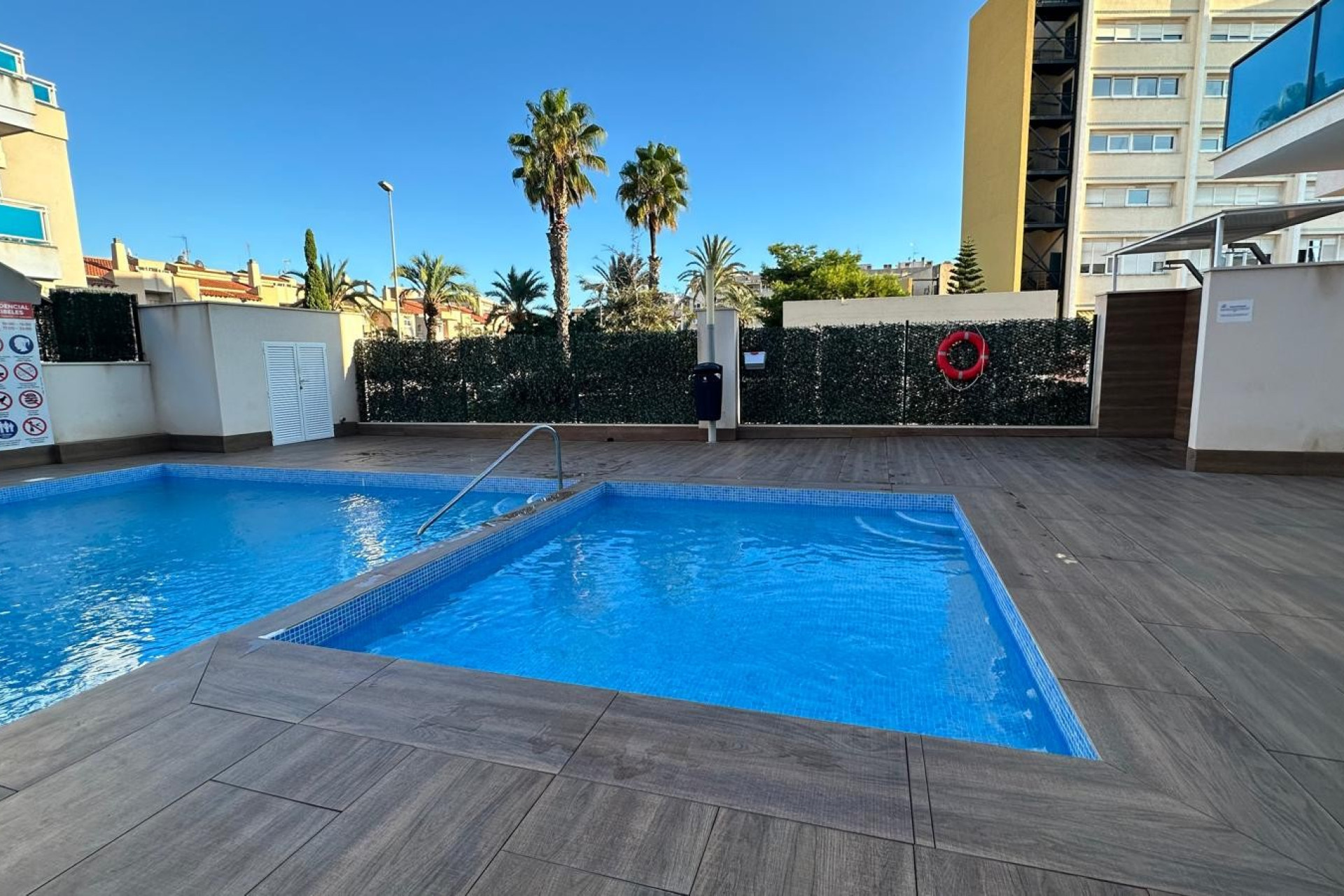 Resale - Apartment - Torrevieja - Calas Blancas