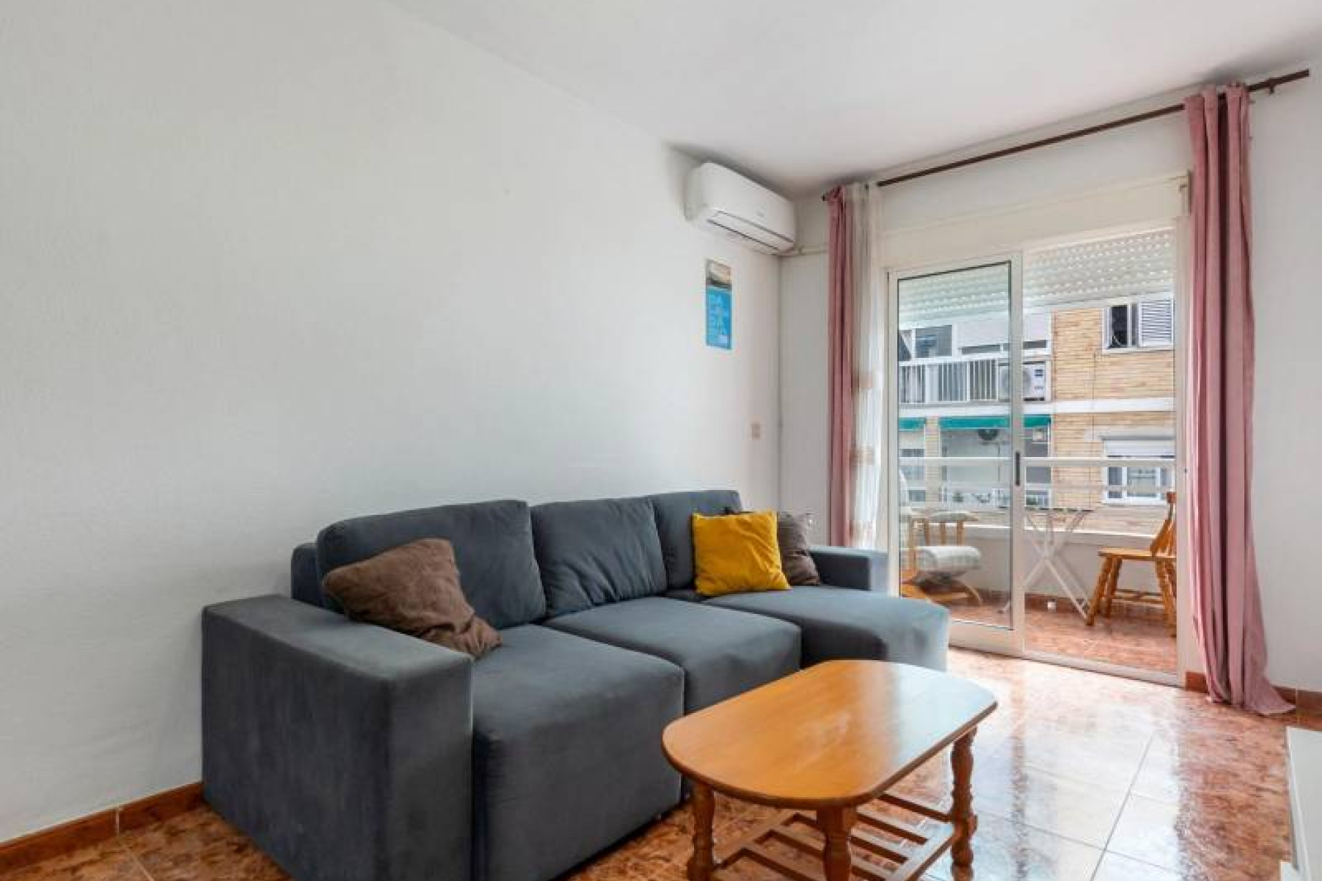 Resale - Apartment - Torrevieja - Centro