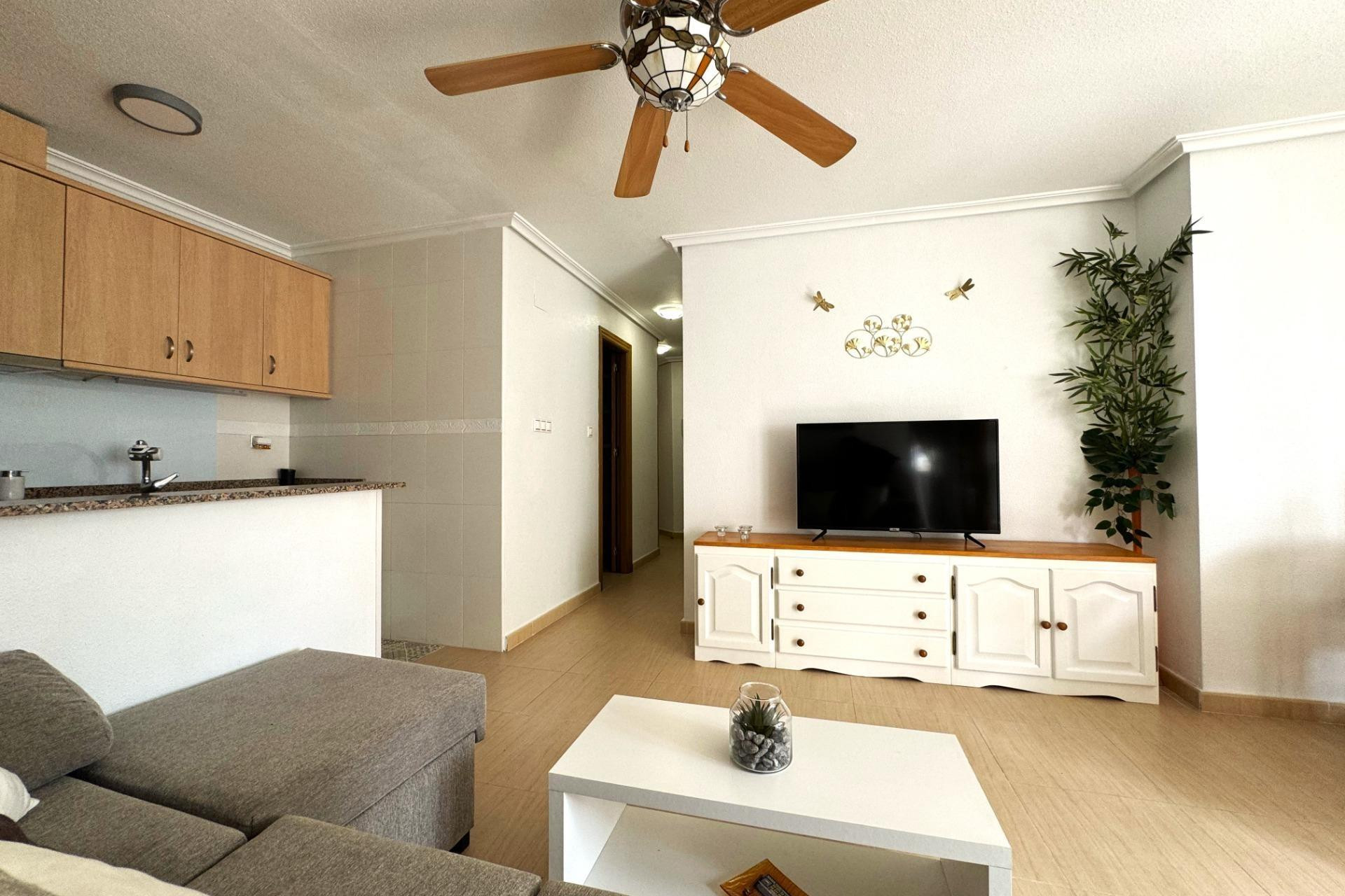 Resale - Apartment - Torrevieja - Centro