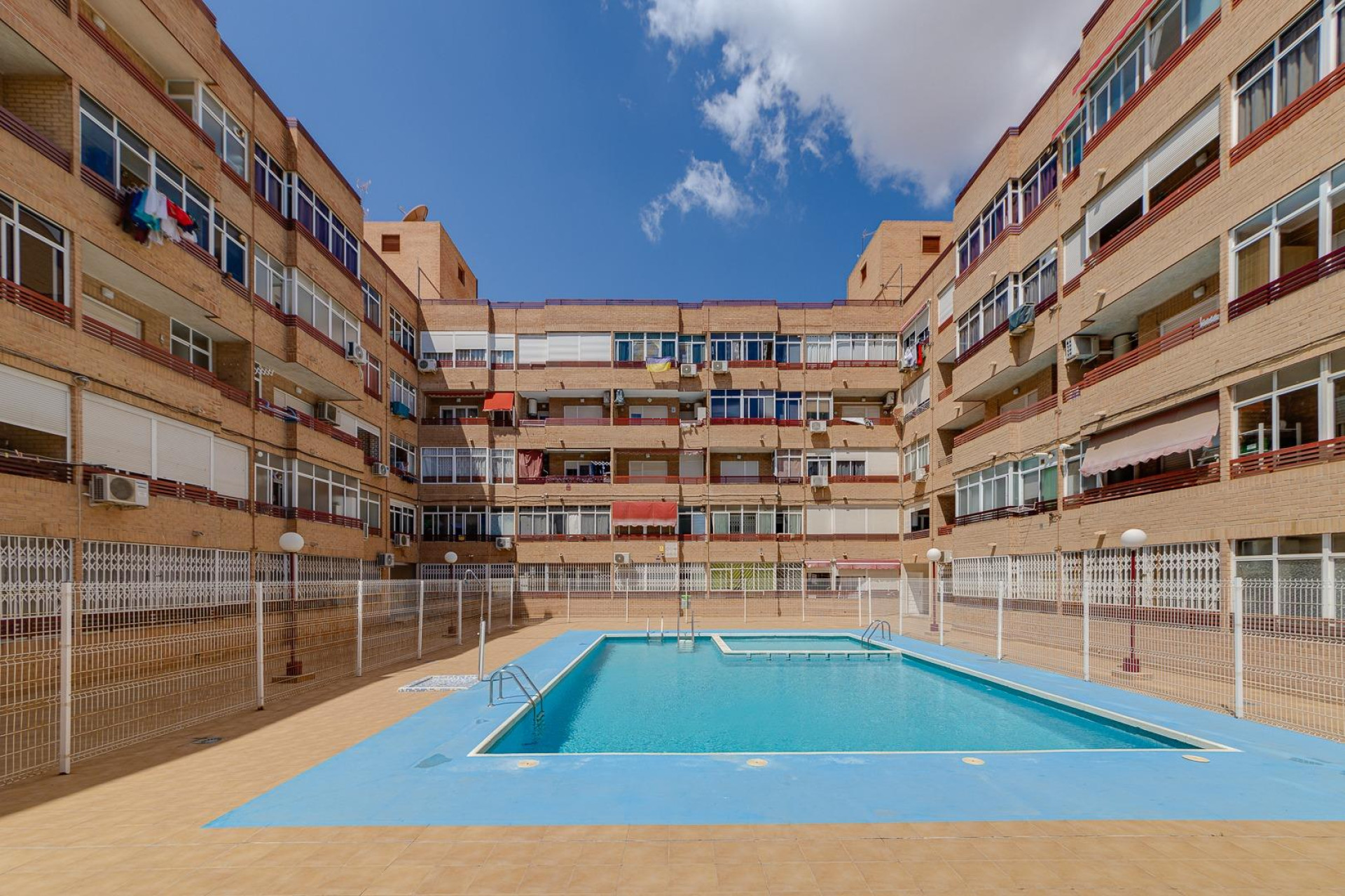 Resale - Apartment - Torrevieja - Centro