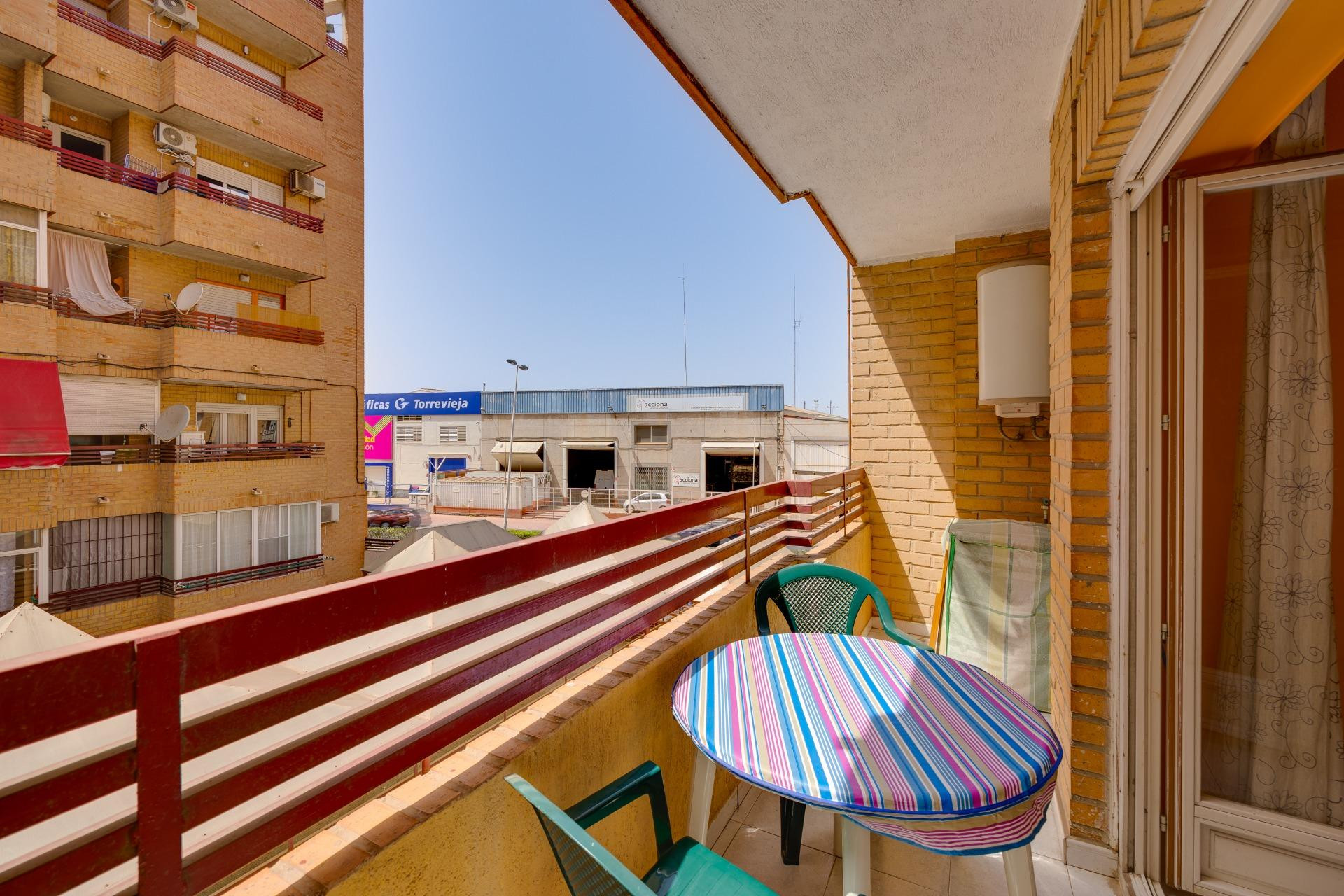 Resale - Apartment - Torrevieja - Centro