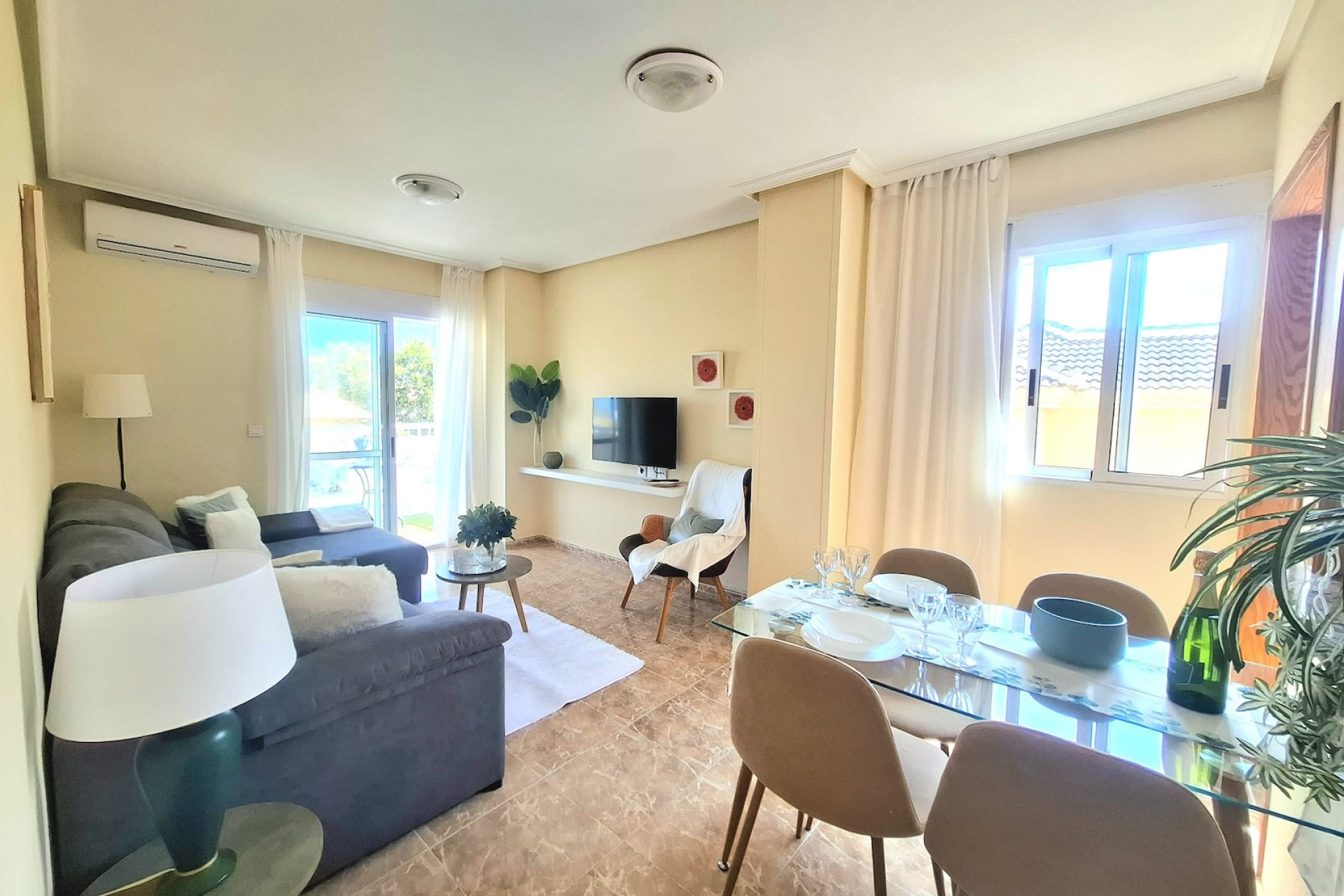 Resale - Apartment - Torrevieja - Centro