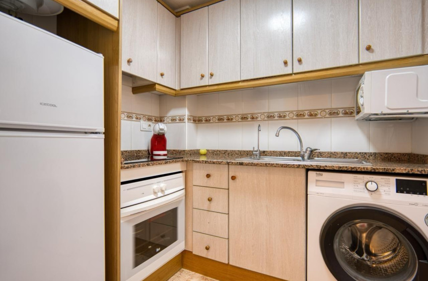 Resale - Apartment - Torrevieja - Centro