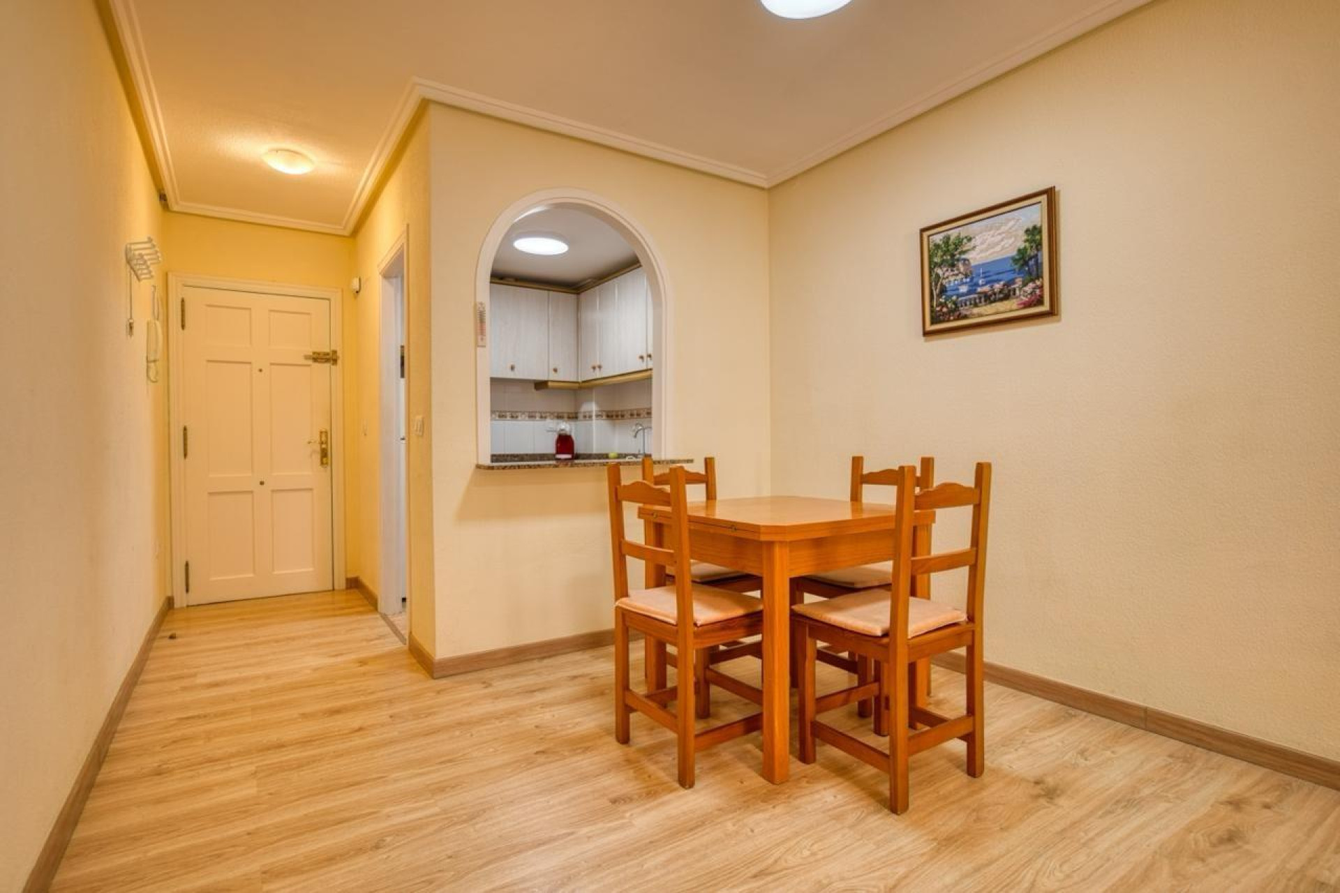 Resale - Apartment - Torrevieja - Centro