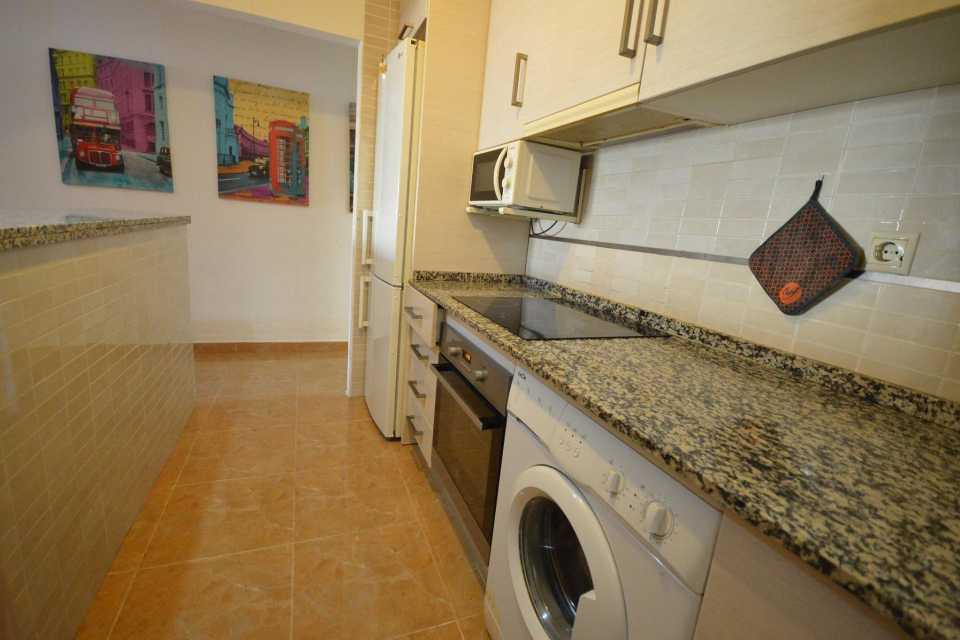Resale - Apartment - Torrevieja - Centro