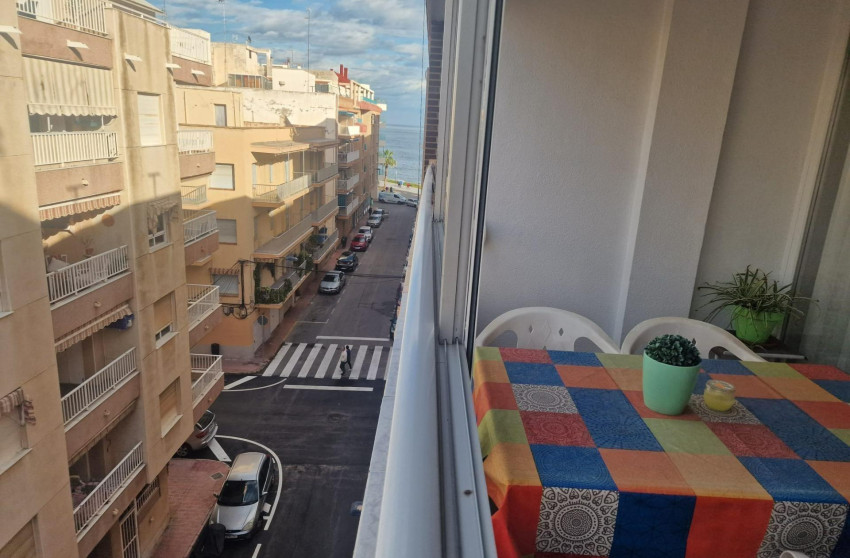 Resale - Apartment - Torrevieja - Centro