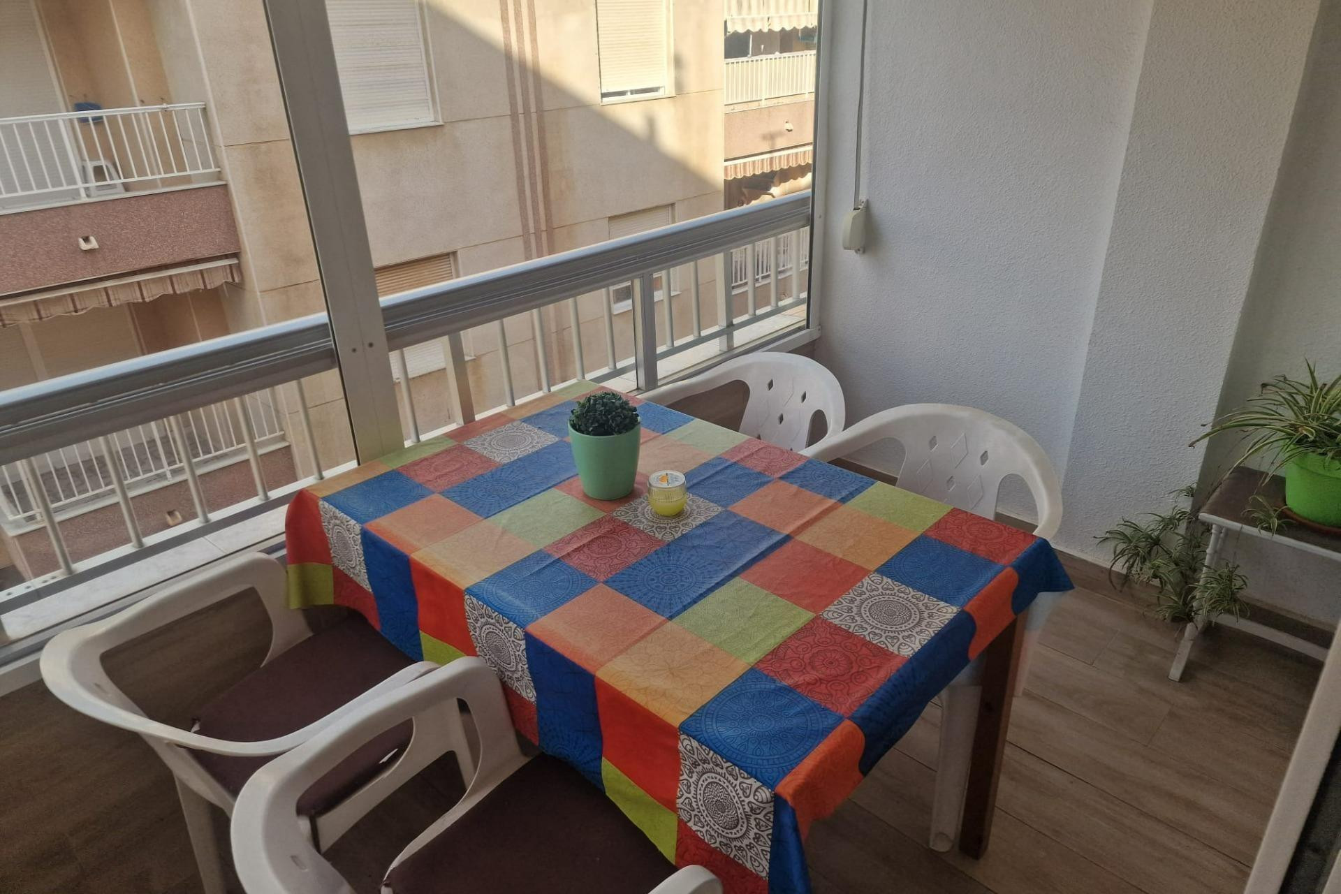 Resale - Apartment - Torrevieja - Centro