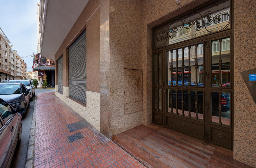 Resale - Apartment - Torrevieja - Centro