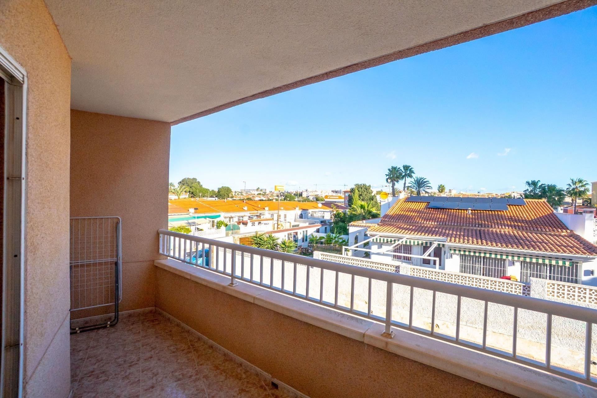 Resale - Apartment - Torrevieja - Centro