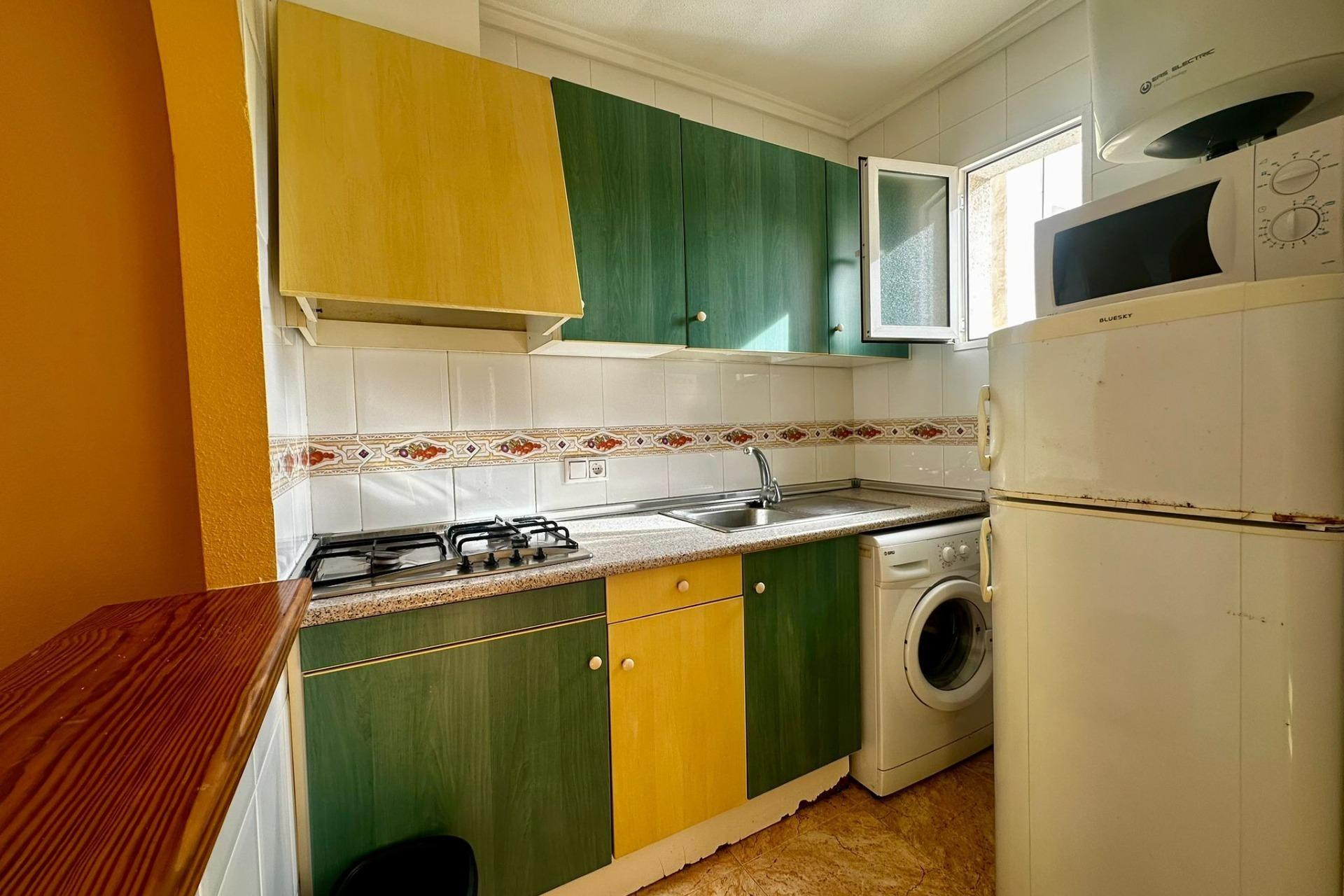 Resale - Apartment - Torrevieja - Centro