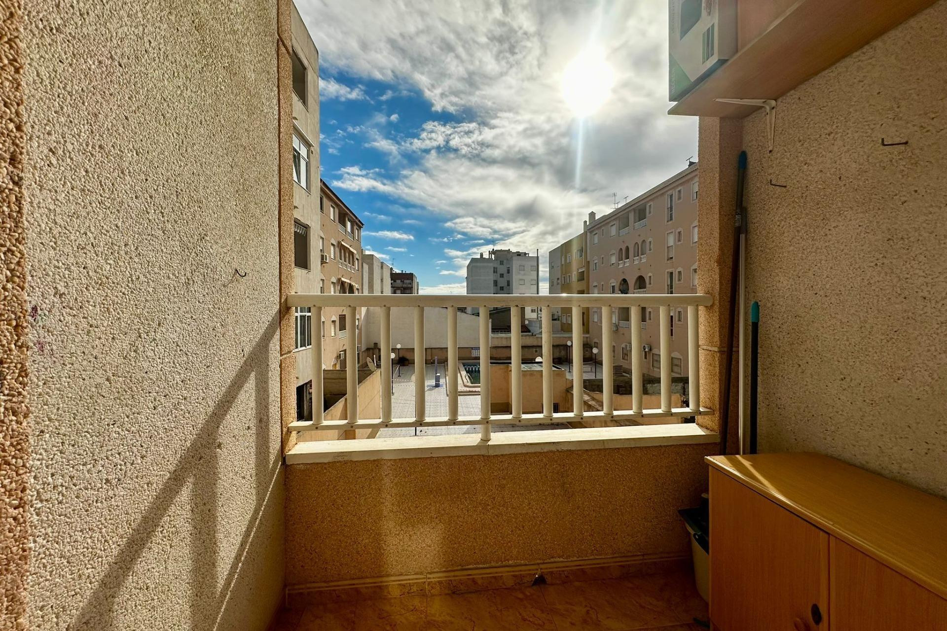 Resale - Apartment - Torrevieja - Centro