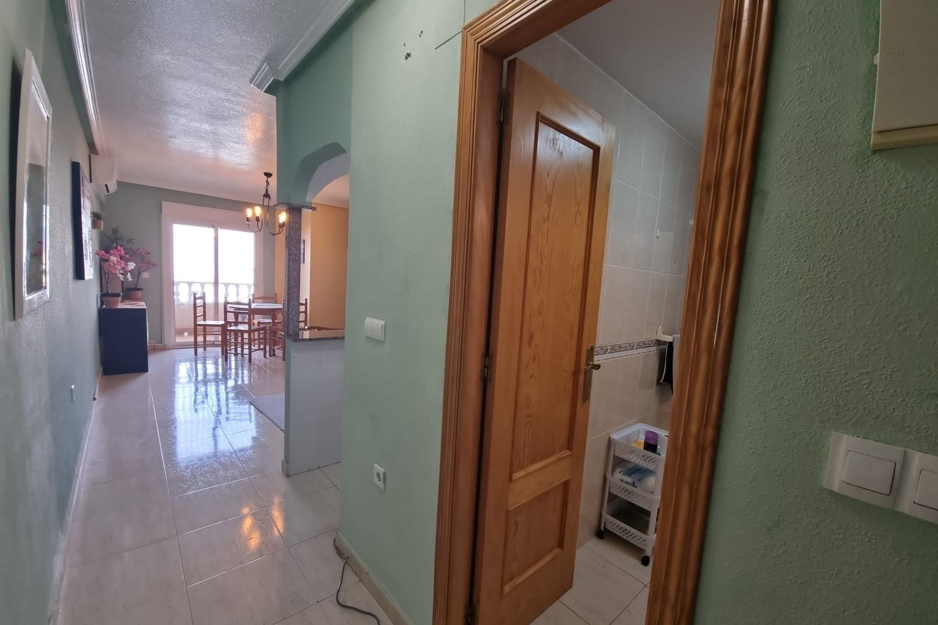 Resale - Apartment - Torrevieja - Centro