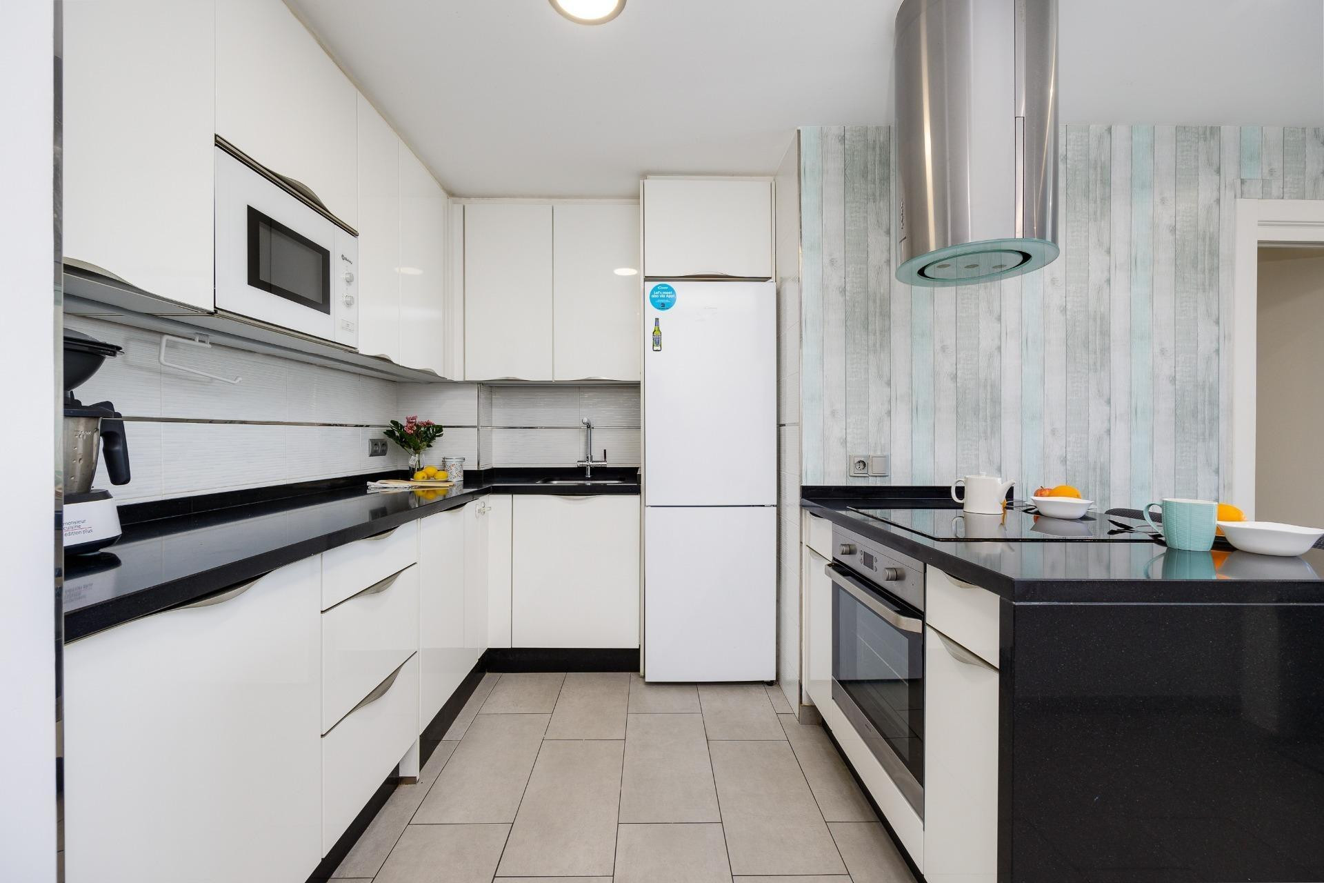 Resale - Apartment - Torrevieja - Centro