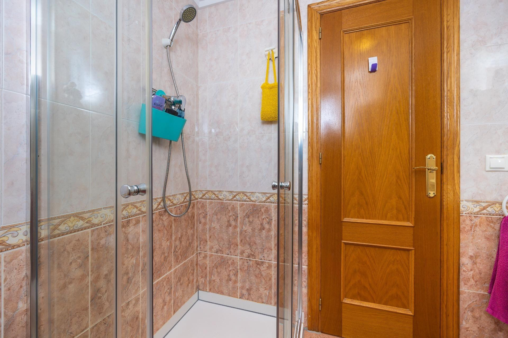 Resale - Apartment - Torrevieja - Centro