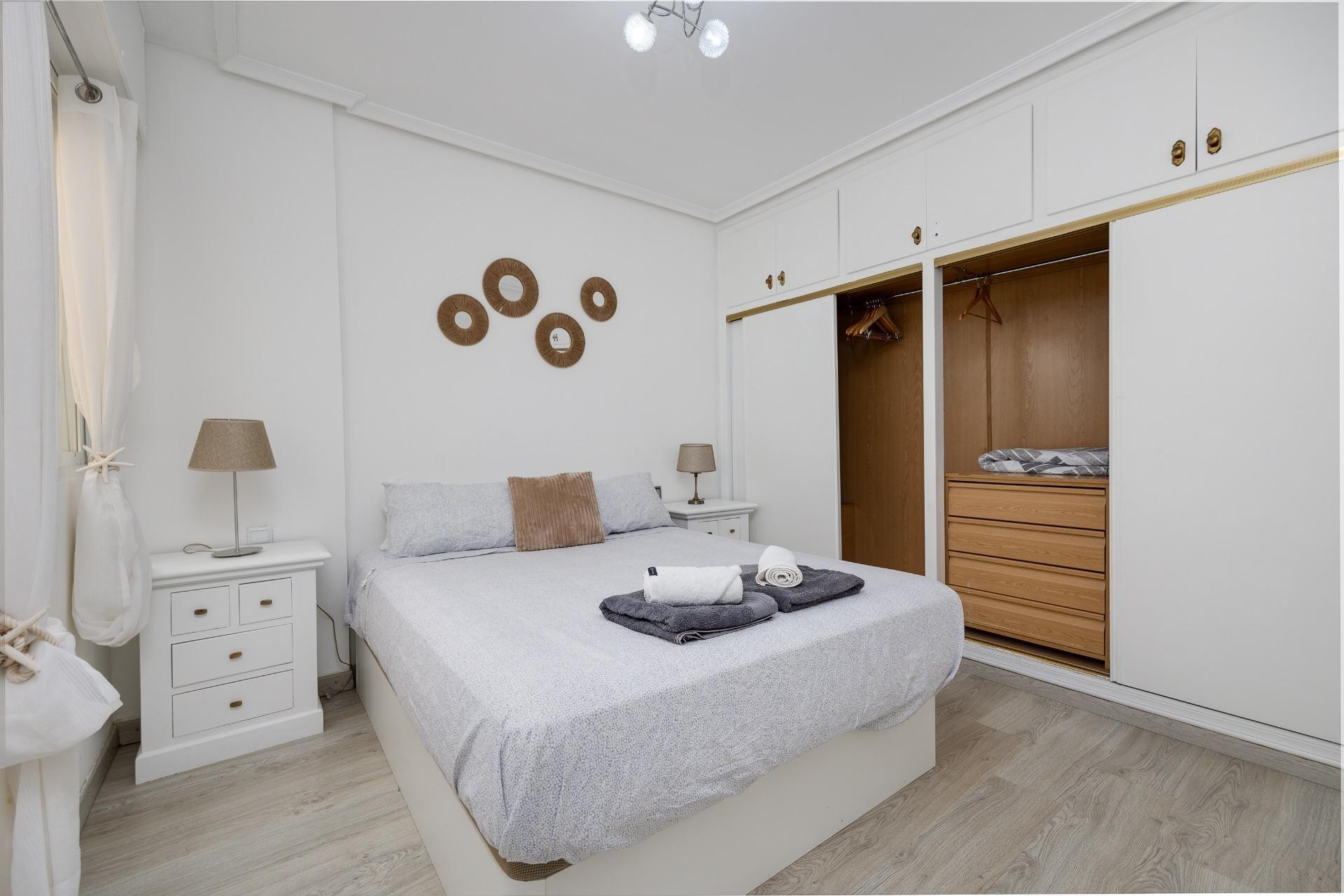 Resale - Apartment - Torrevieja - Centro