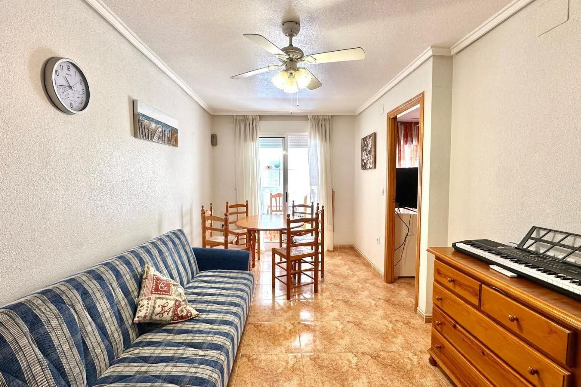 Resale - Apartment - Torrevieja - Centro