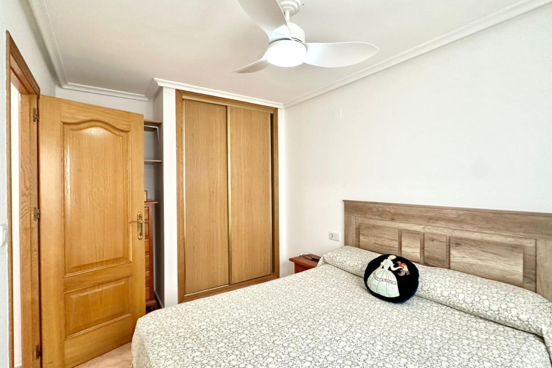 Resale - Apartment - Torrevieja - Centro