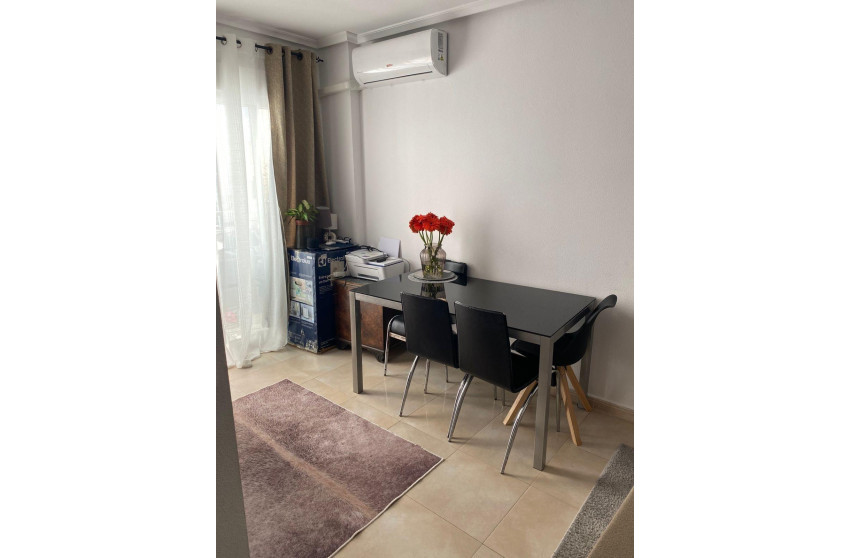 Resale - Apartment - Torrevieja - Centro