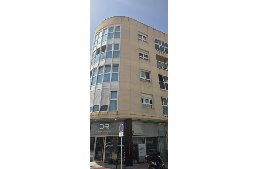 Resale - Apartment - Torrevieja - Centro
