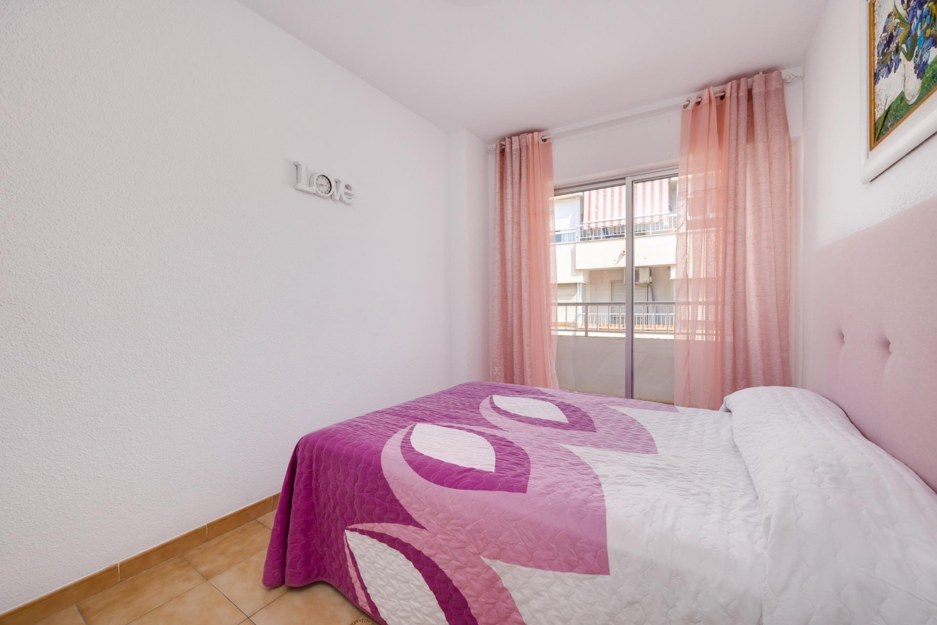 Resale - Apartment - Torrevieja - Centro