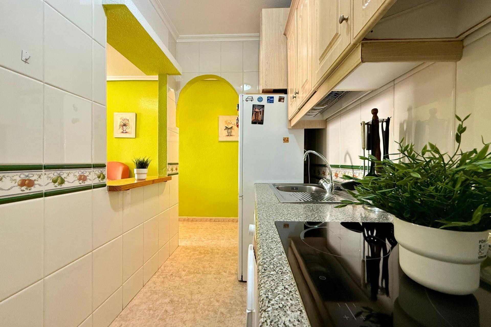 Resale - Apartment - Torrevieja - El molino