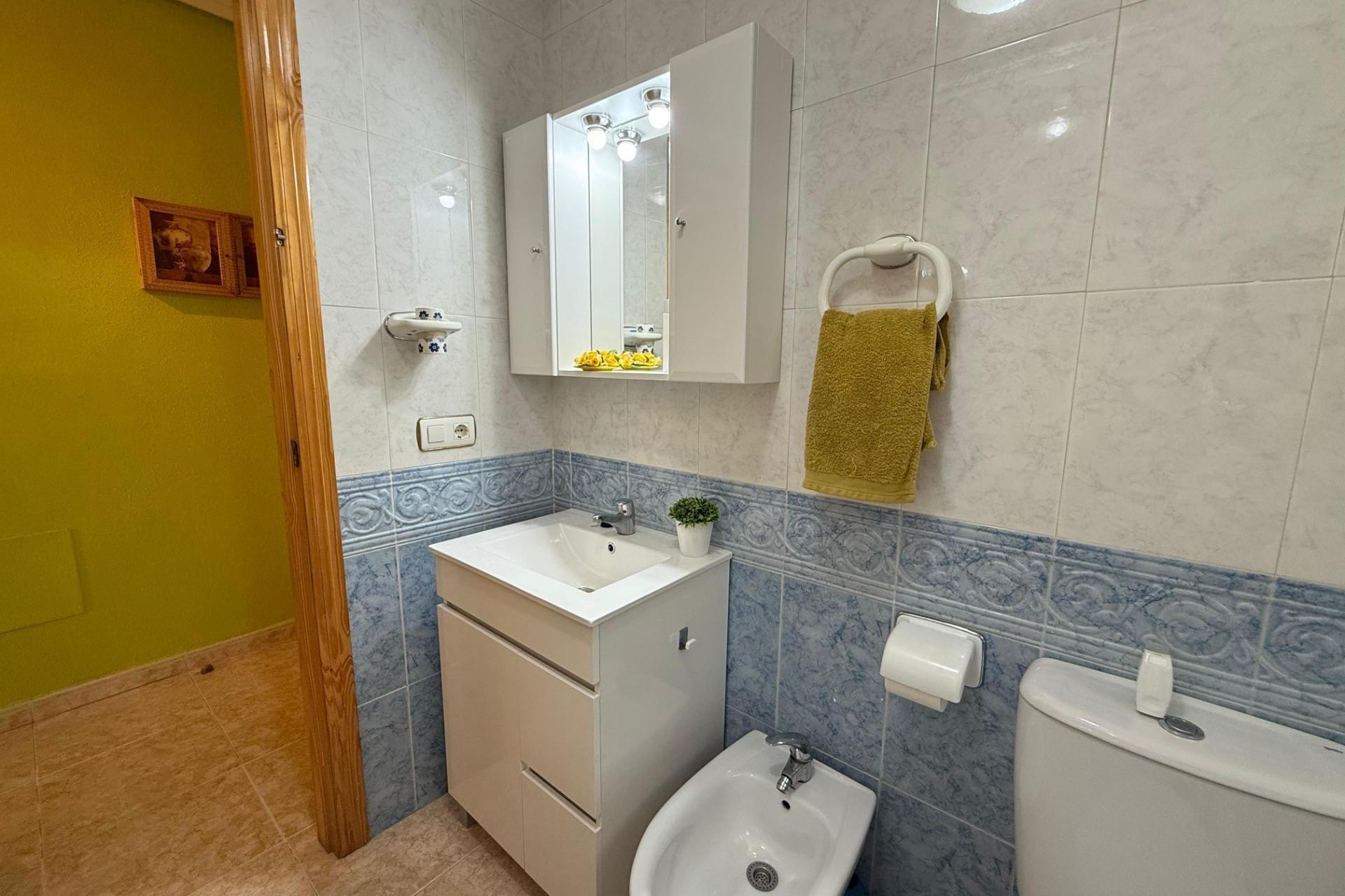 Resale - Apartment - Torrevieja - El molino