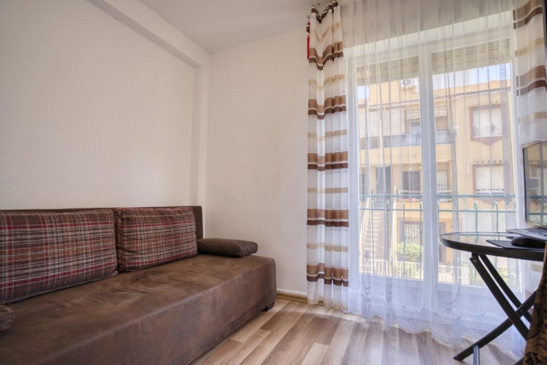 Resale - Apartment - Torrevieja - Eliseos playa