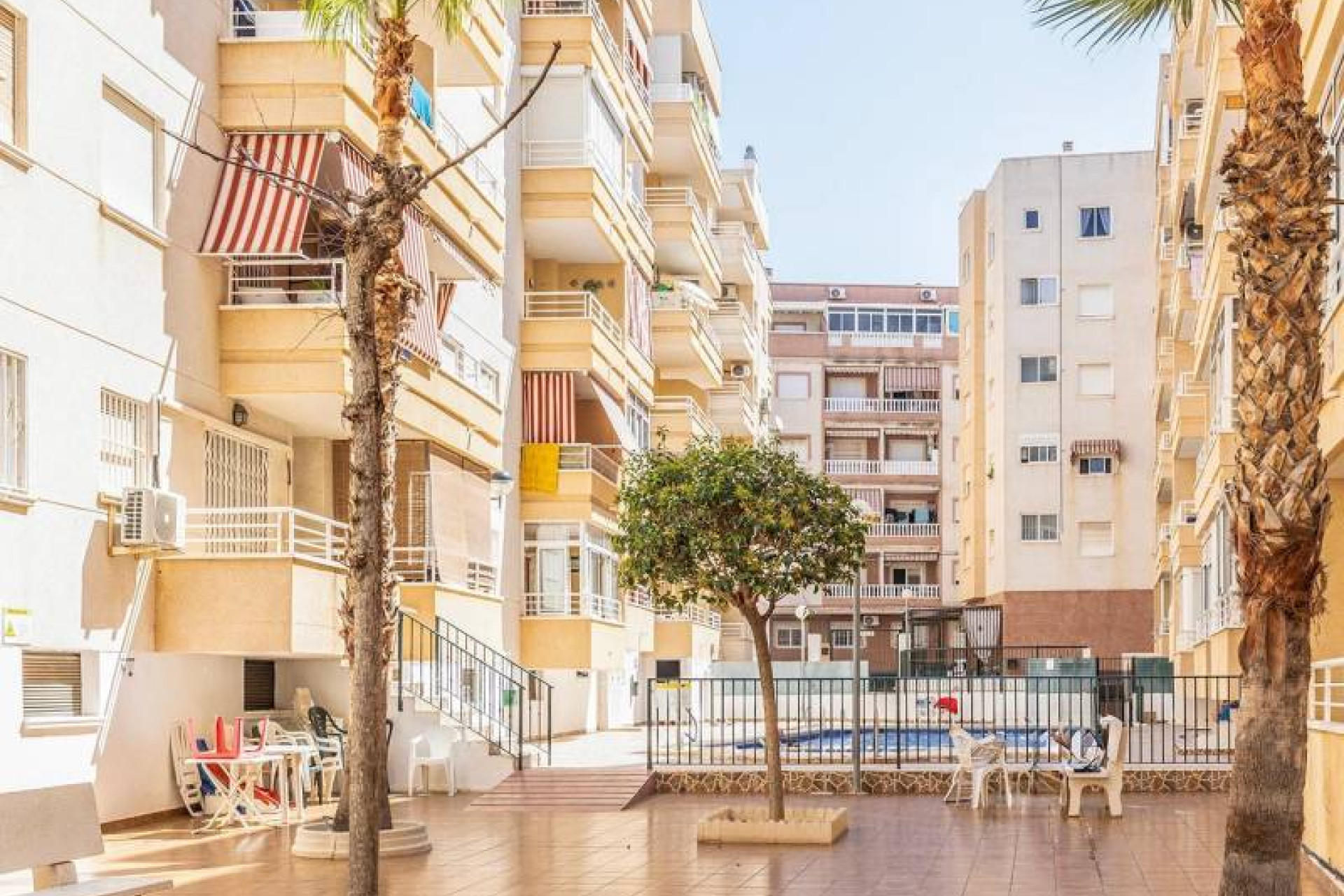 Resale - Apartment - Torrevieja - Estacion de autobuses