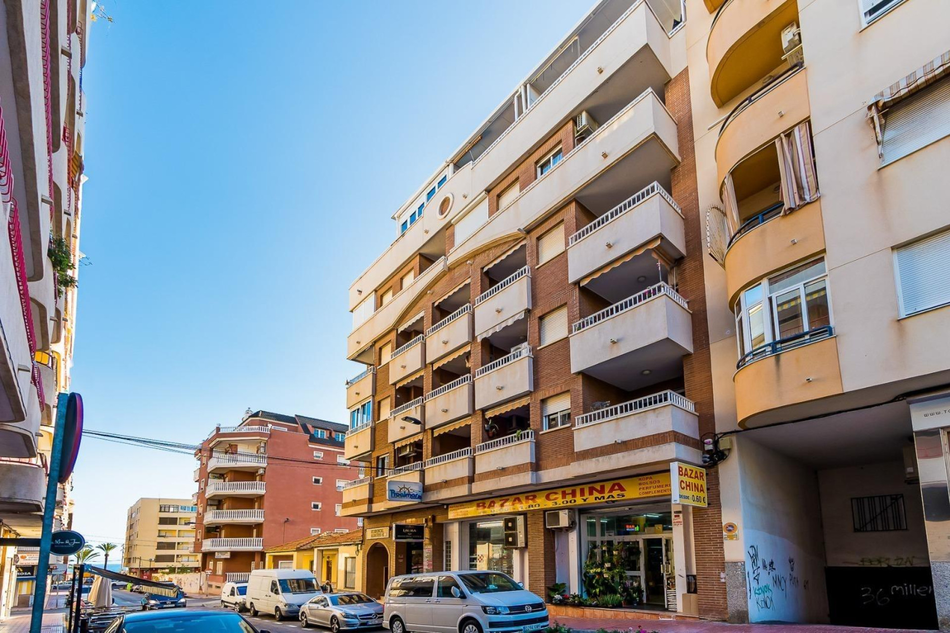 Resale - Apartment - Torrevieja - Estacion de autobuses