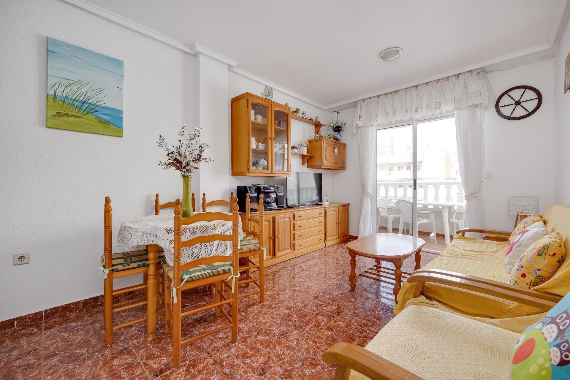 Resale - Apartment - Torrevieja - Estacion de autobuses