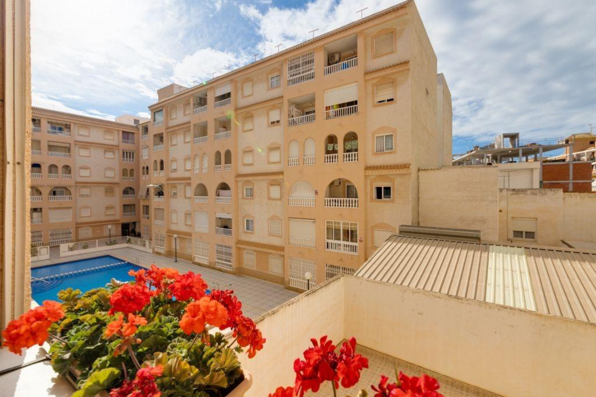 Resale - Apartment - Torrevieja - Estacion de autobuses