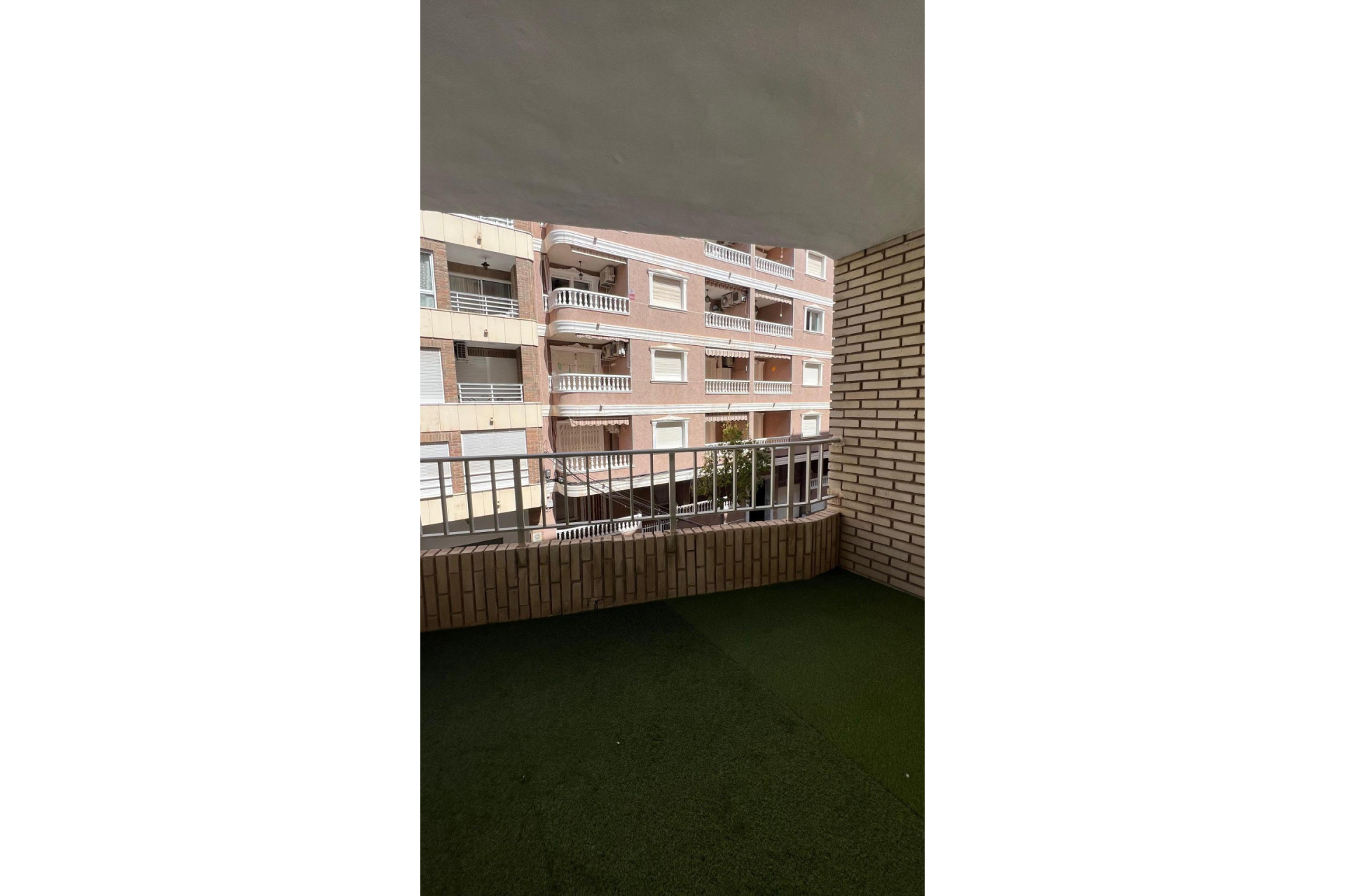 Resale - Apartment - Torrevieja - Estacion de autobuses