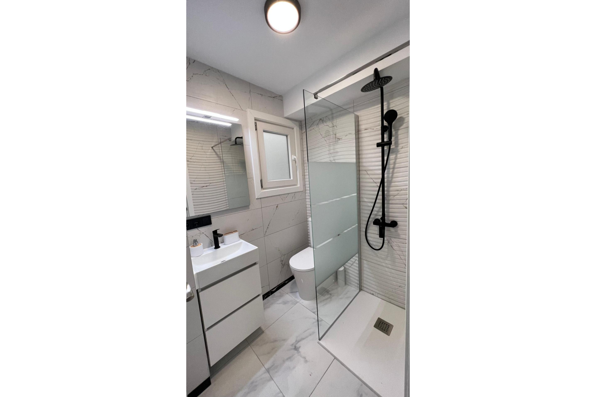 Resale - Apartment - Torrevieja - Estacion de autobuses