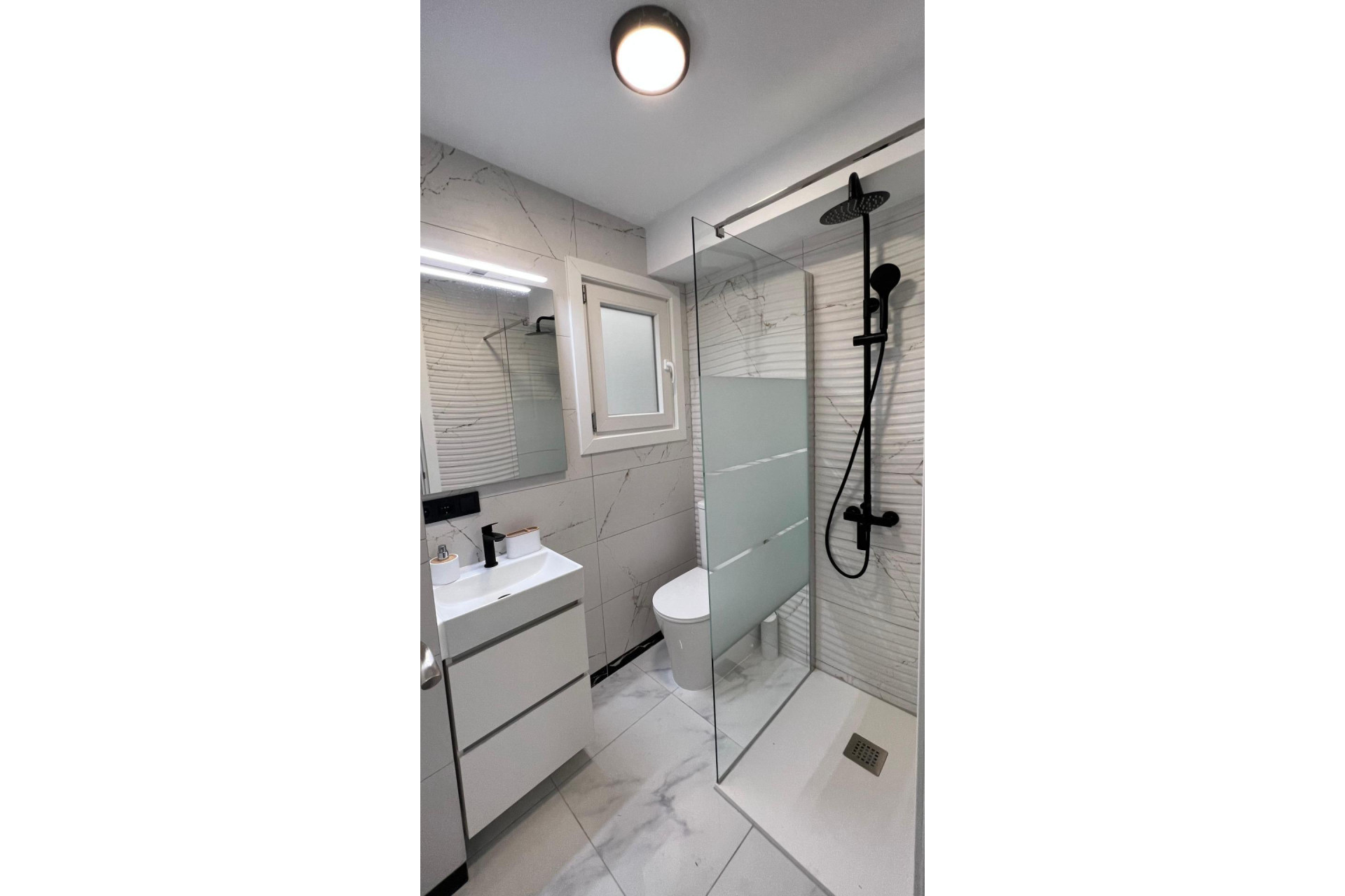 Resale - Apartment - Torrevieja - Estacion de autobuses