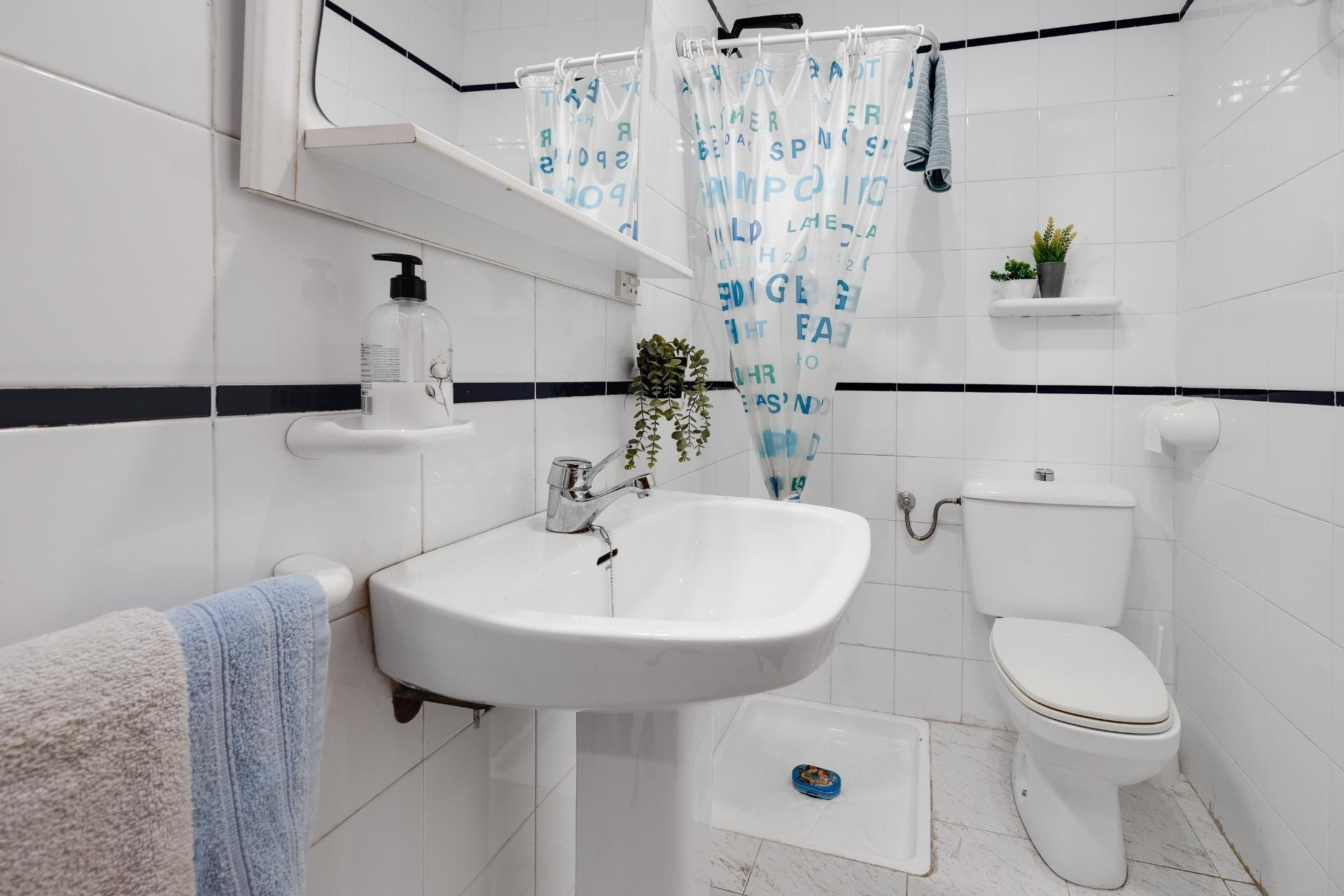 Resale - Apartment - Torrevieja - Estacion de autobuses