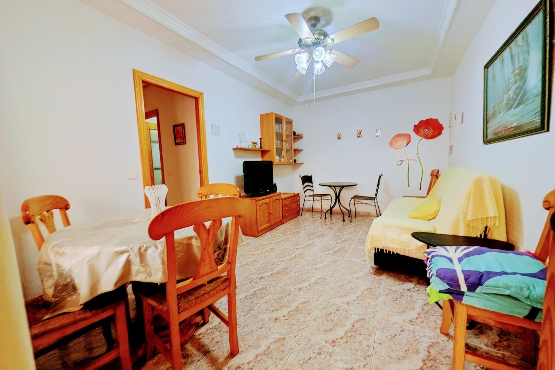 Resale - Apartment - Torrevieja - Estacion de autobuses