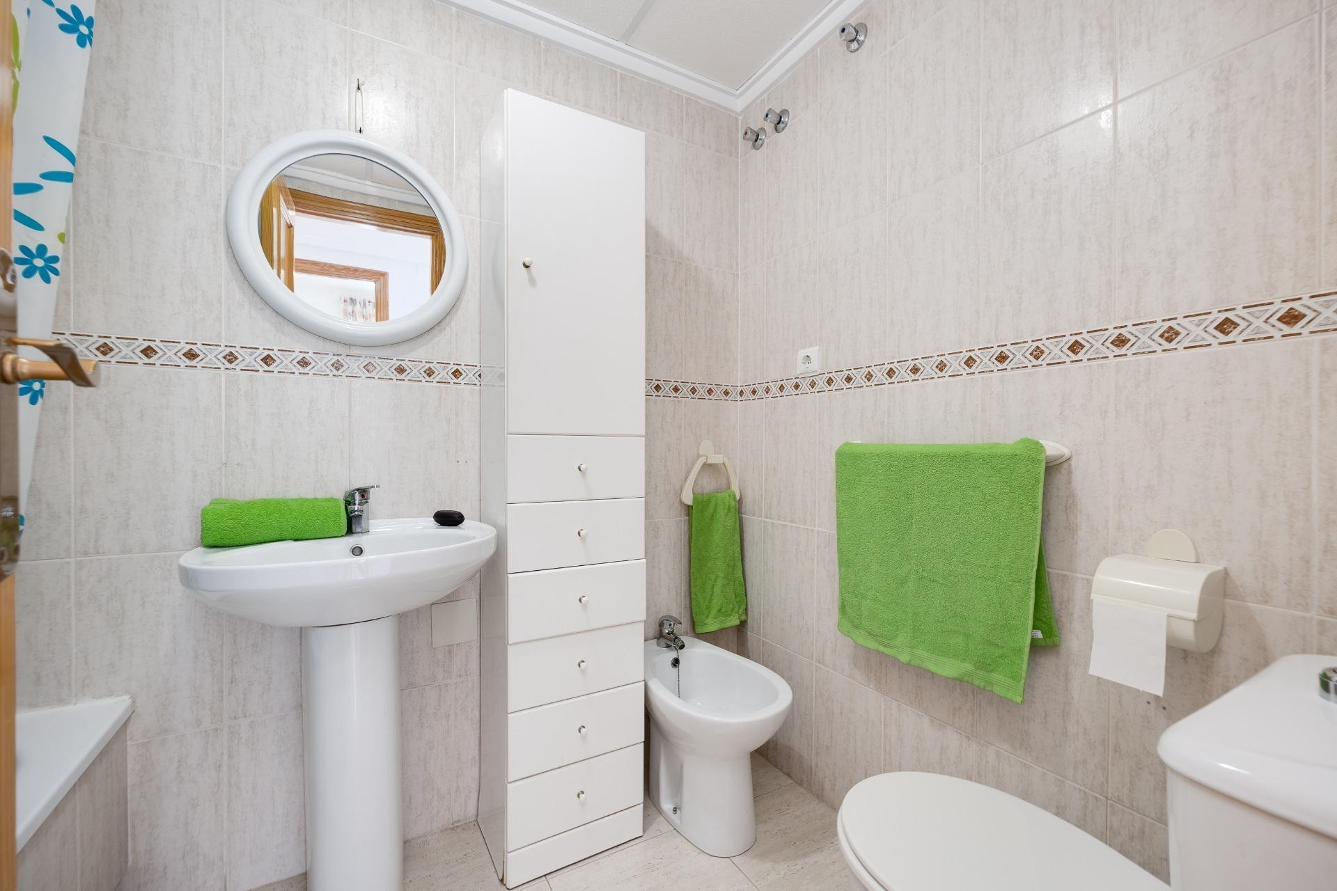 Resale - Apartment - Torrevieja - Estacion de autobuses