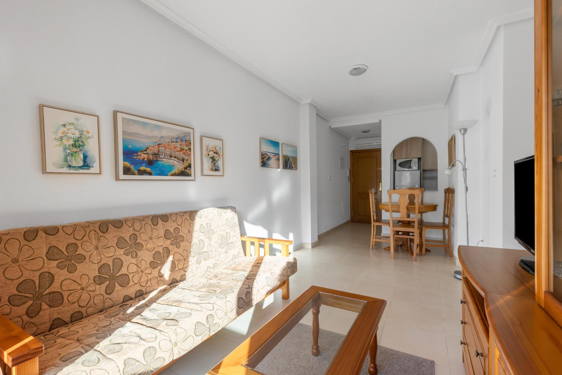 Resale - Apartment - Torrevieja - Estacion de autobuses