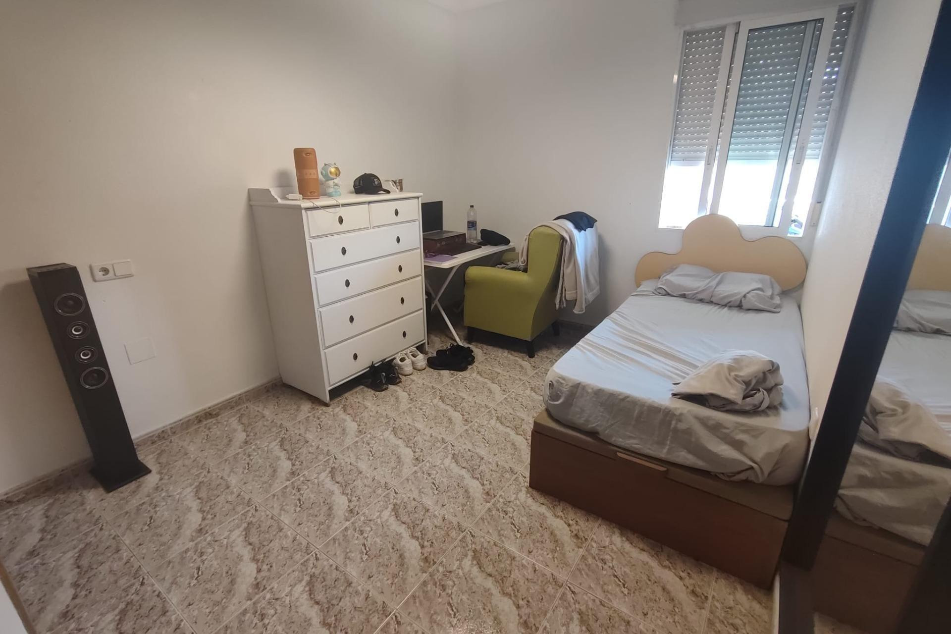 Resale - Apartment - Torrevieja - Estacion de autobuses