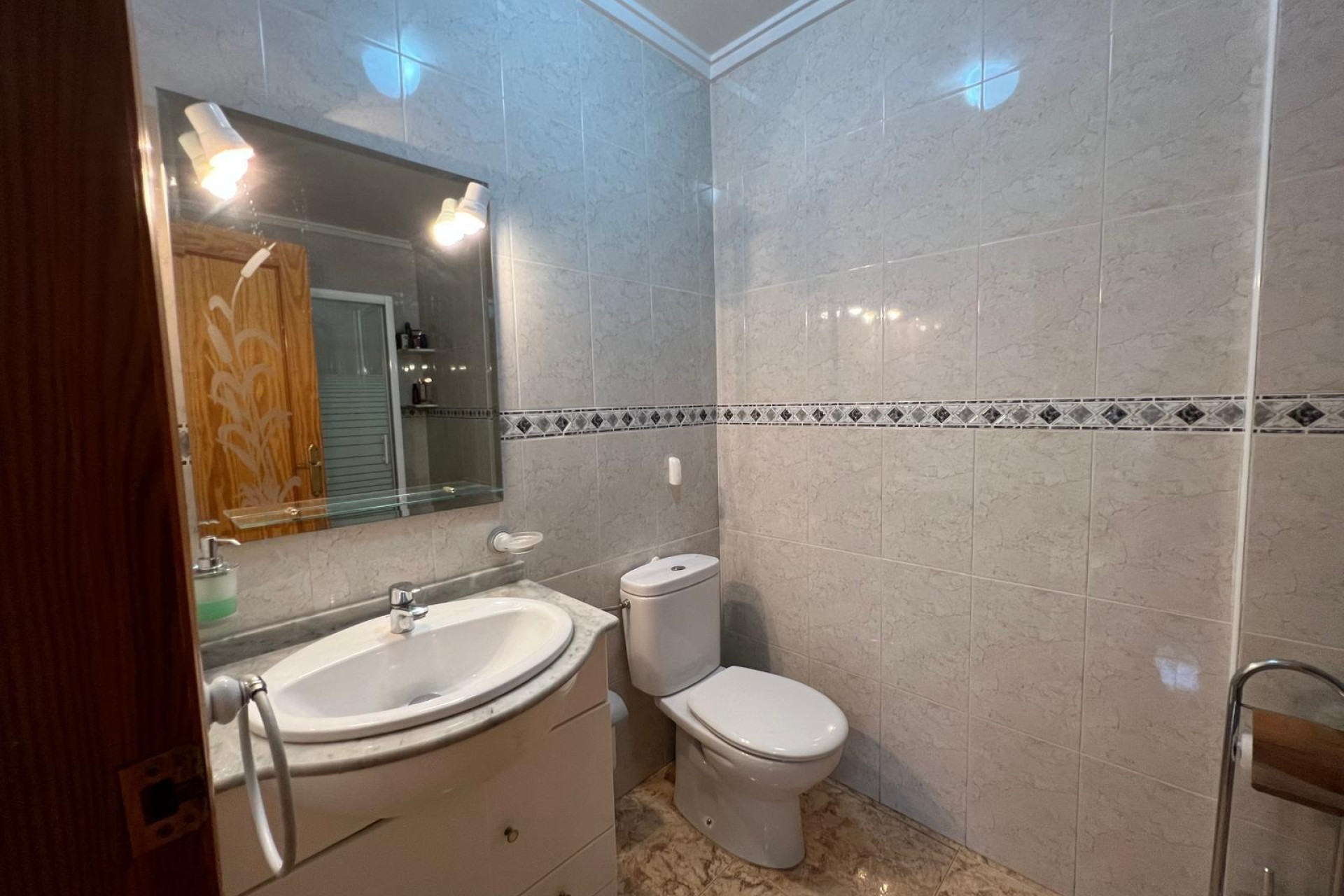 Resale - Apartment - Torrevieja - Estacion de autobuses