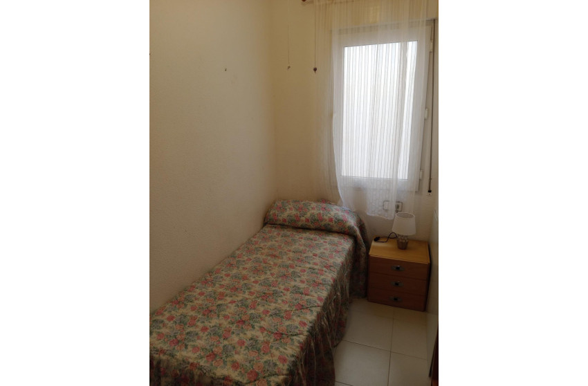 Resale - Apartment - Torrevieja - Estacion de autobuses