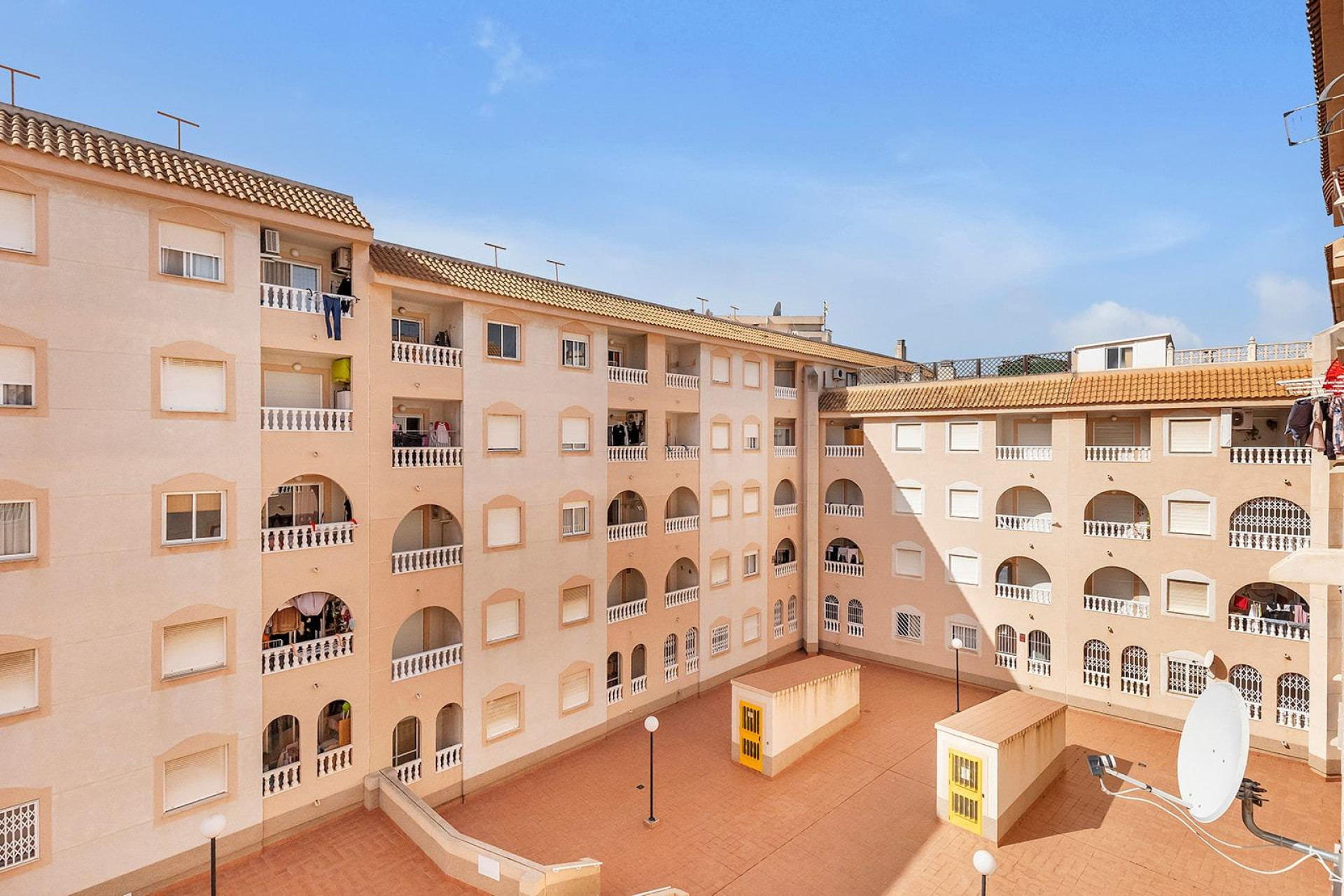 Resale - Apartment - Torrevieja - Estacion de autobuses