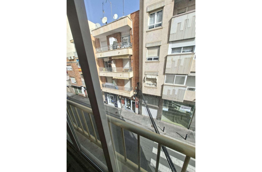Resale - Apartment - Torrevieja - Estacion de autobuses