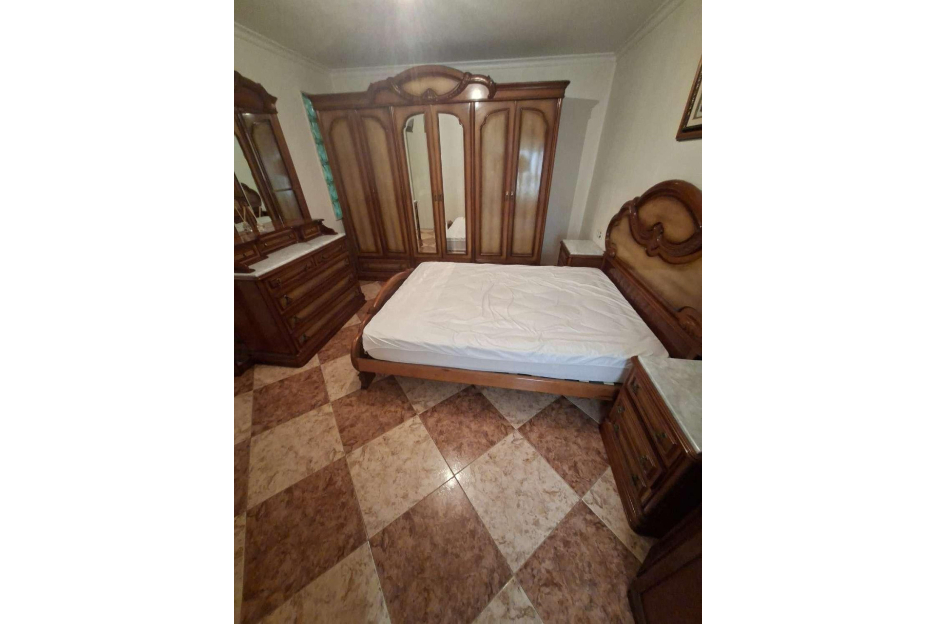 Resale - Apartment - Torrevieja - Estacion de autobuses