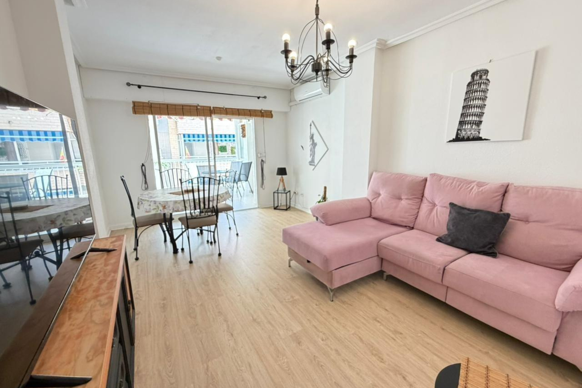 Resale - Apartment - Torrevieja - Estacion de autobuses